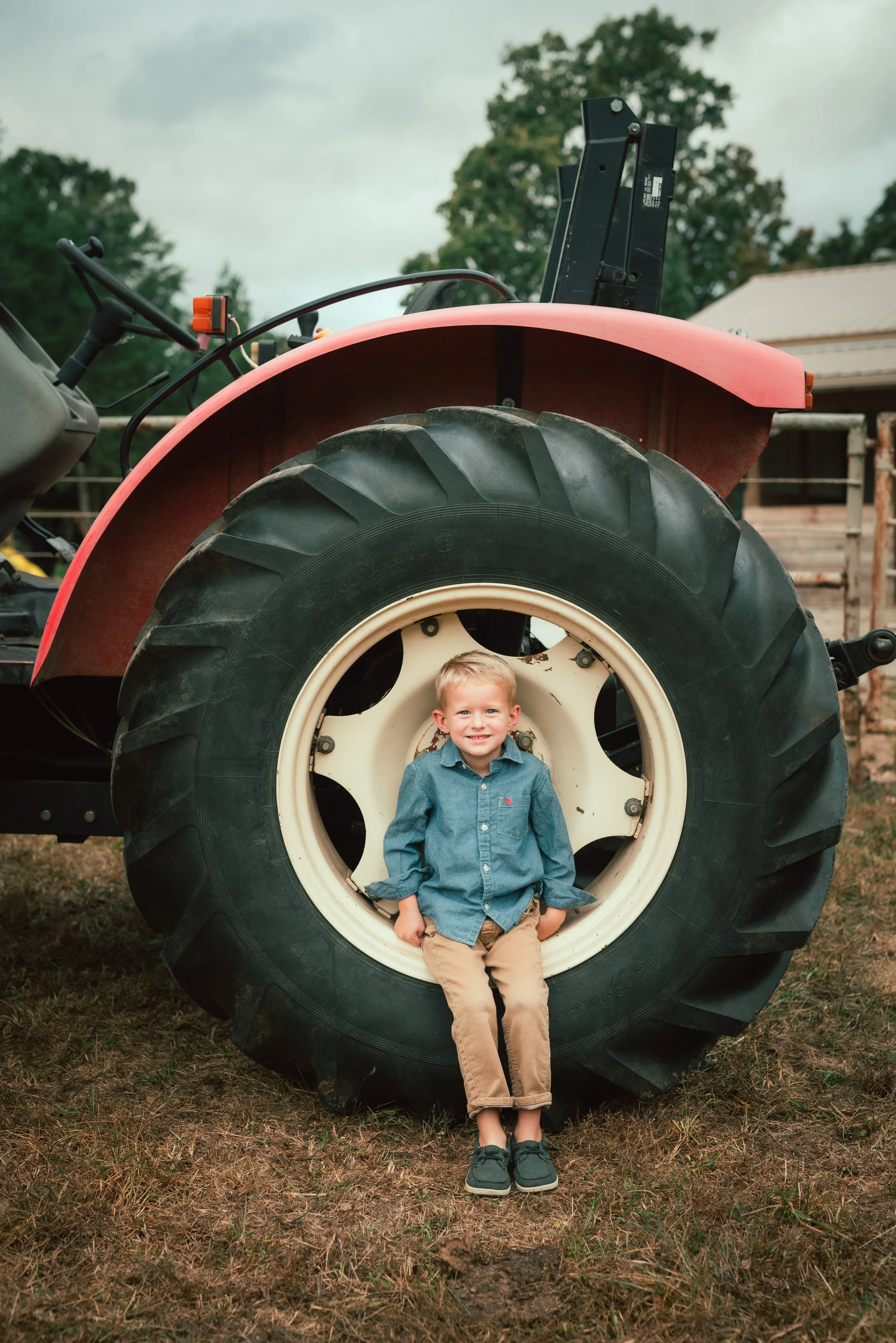 GEYER_FAMILY_FARM_PHOTO_SESSION (23).jpg