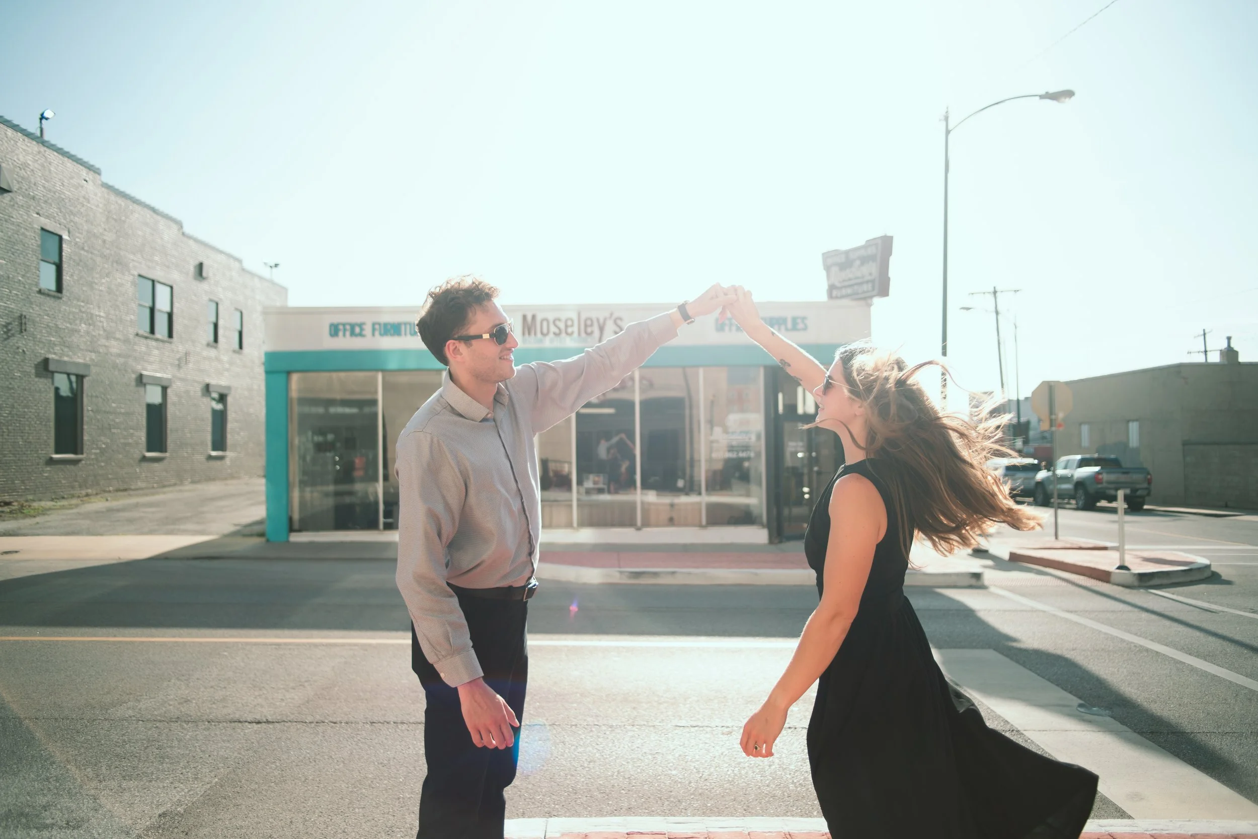 BAYLEE_JOHN_DOWNTOWN_SPRINGFIELD_ENGAGEMENT (41).jpg