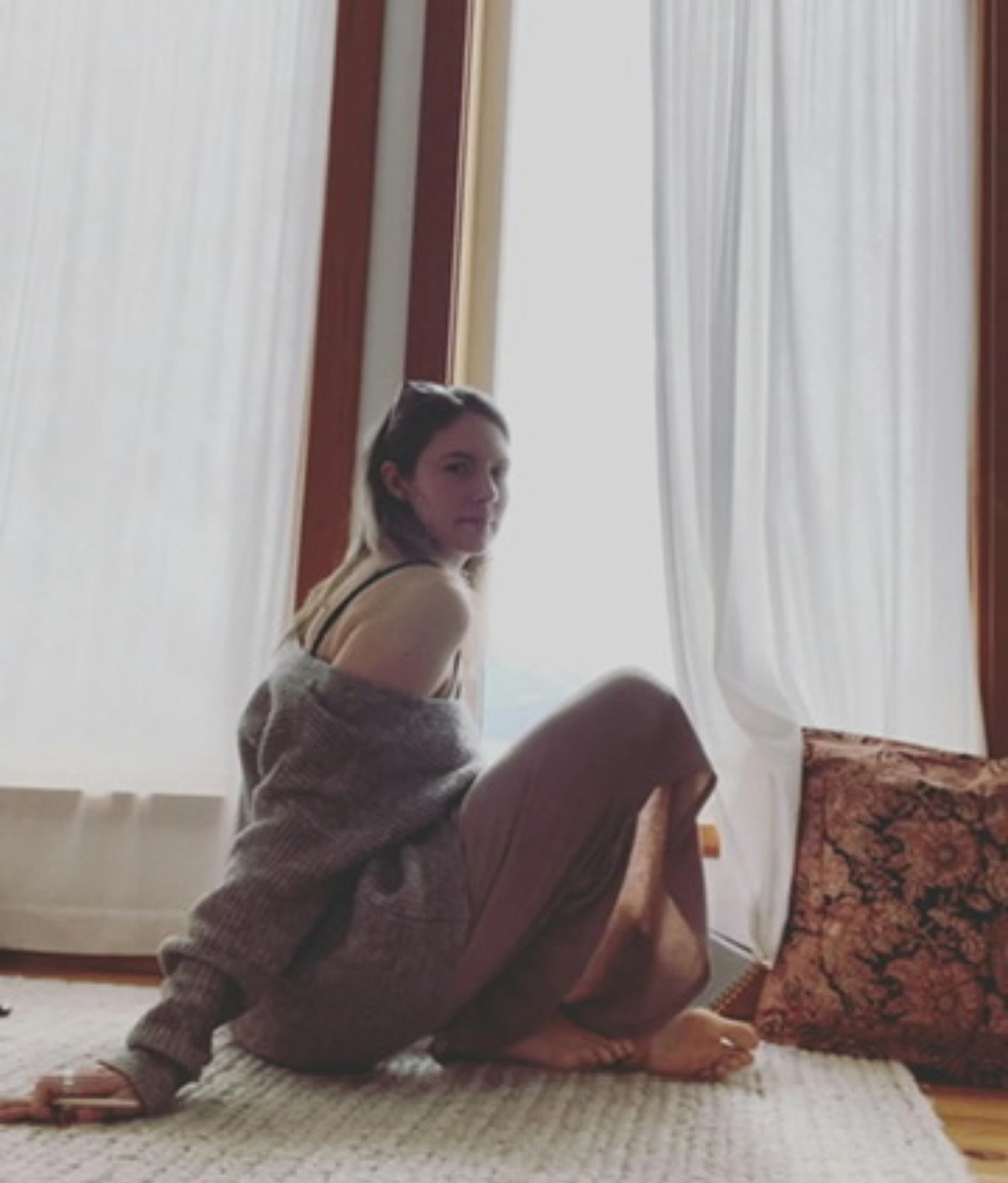 It&rsquo;s nice to imagine having the time for daily yoga and journaling and breathwork and all the self-care things but do you know what&rsquo;s even better? Tapping into peace and presence and movement and gratitude while you doing the things you a