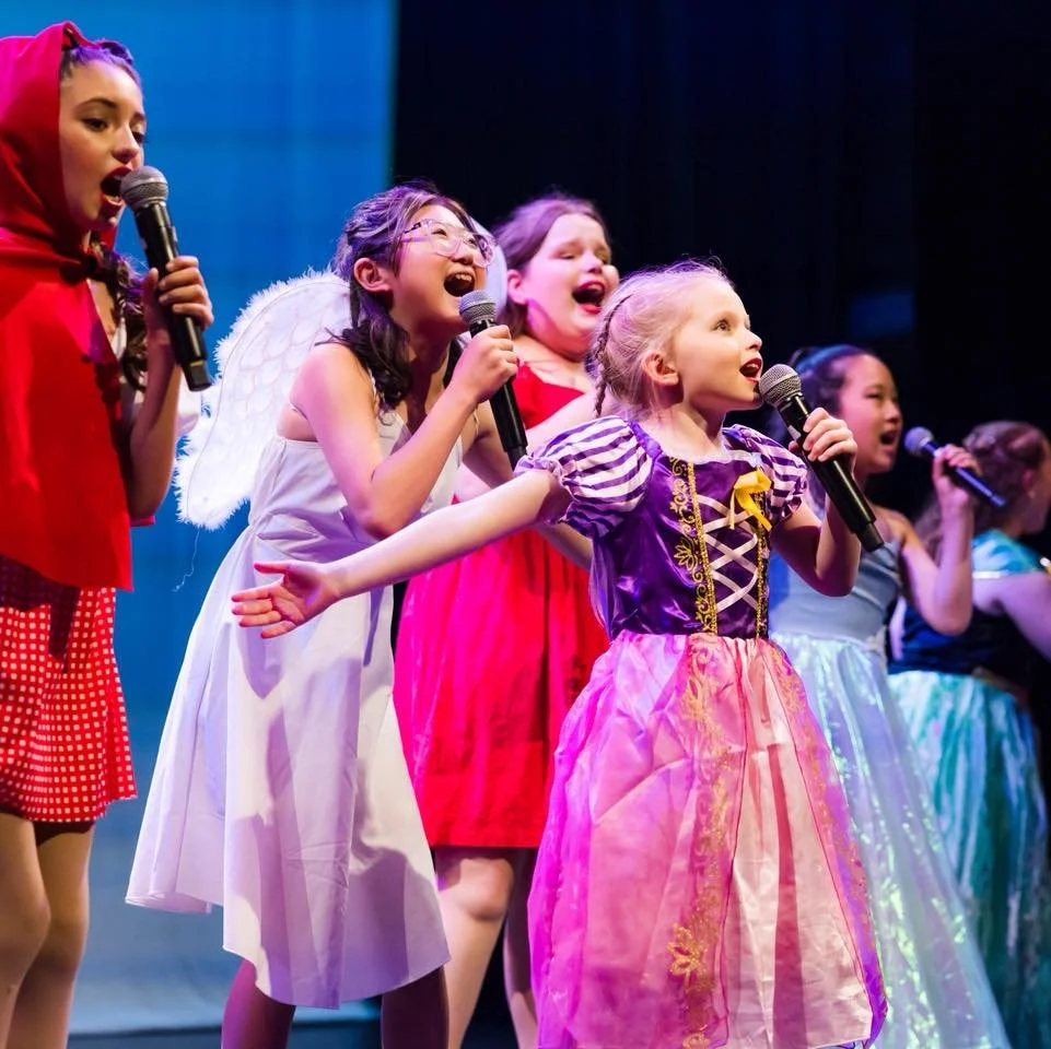 Encore performing arts studio 2025 concert photos and video available on the link 
https://dreamdesignsstudio.pic-time.com/-encore2025