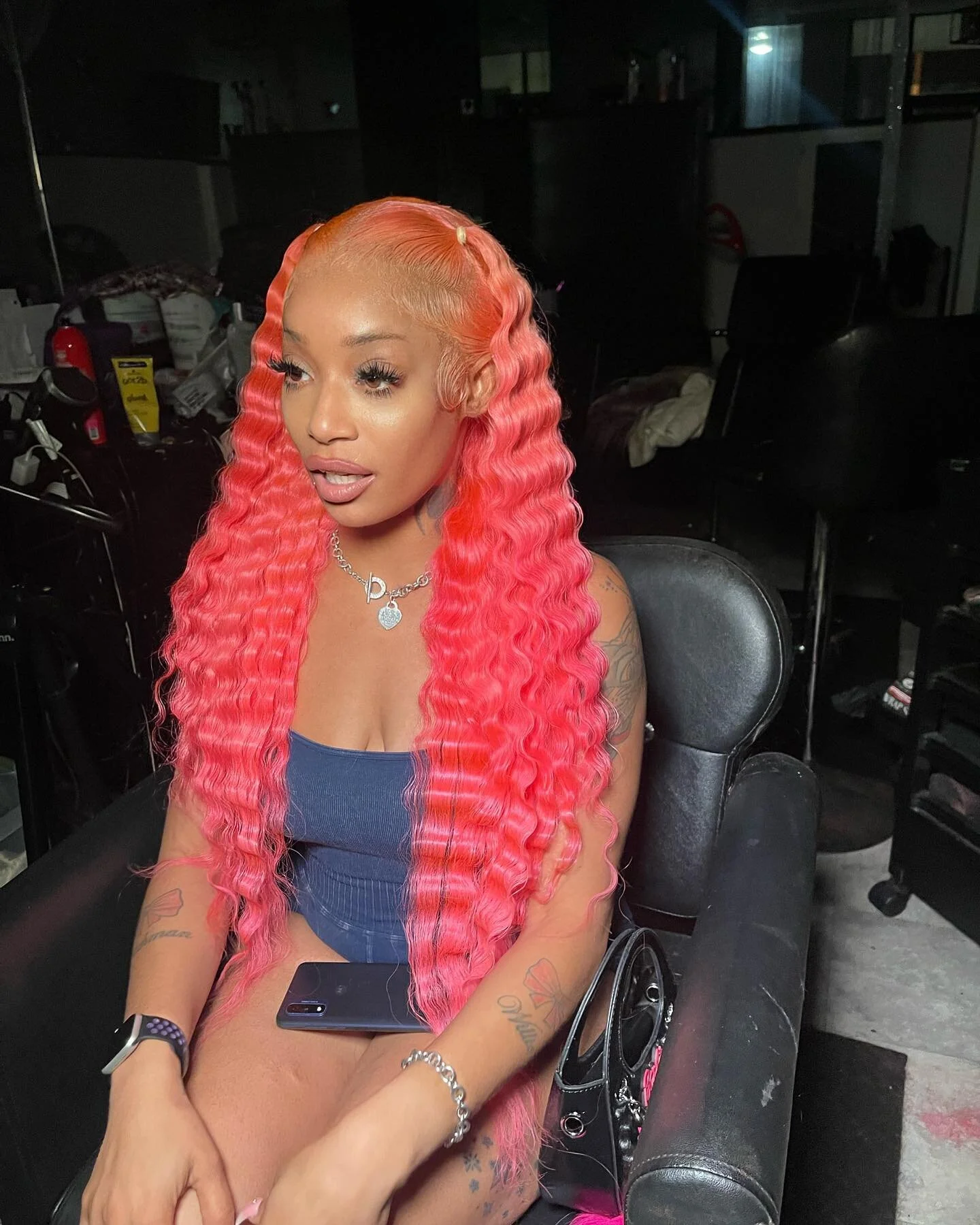 My Barbie girl 💕❤️👌🏽🫶🏽 
Wig: @1nybeauty 
Glue: @bondbabyonline (DISCOUNT CODE: TETE30)

Book this look: frontal install + half up half down + crimps

www.tetehustle.com/

&bull;

&bull;

&bull;

#frontalinstall #frontal  #gluelesswig #closurewig