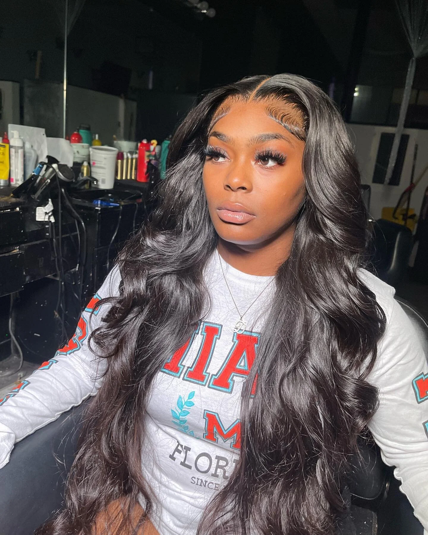 Closure wig 💕❤️👌🏽🫶🏽 
Wig: @getdatup 
Glue: @bondbabyonline (DISCOUNT CODE: TETE30)

Book this look: closure install + curls

www.tetehustle.com/

&bull;

&bull;

&bull;

#frontalinstall #frontal  #gluelesswig #closurewig #tampabaystylist #lacefr