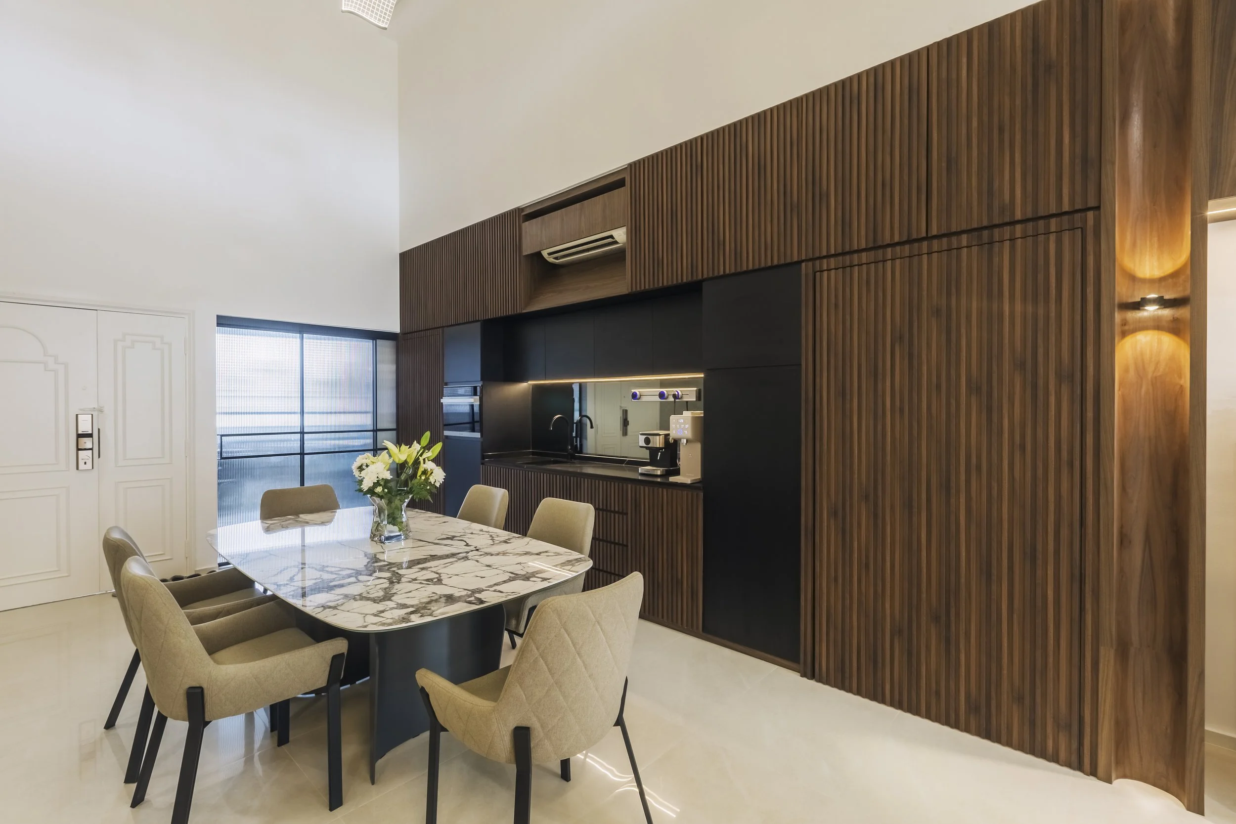 Bespoke dining room.jpg