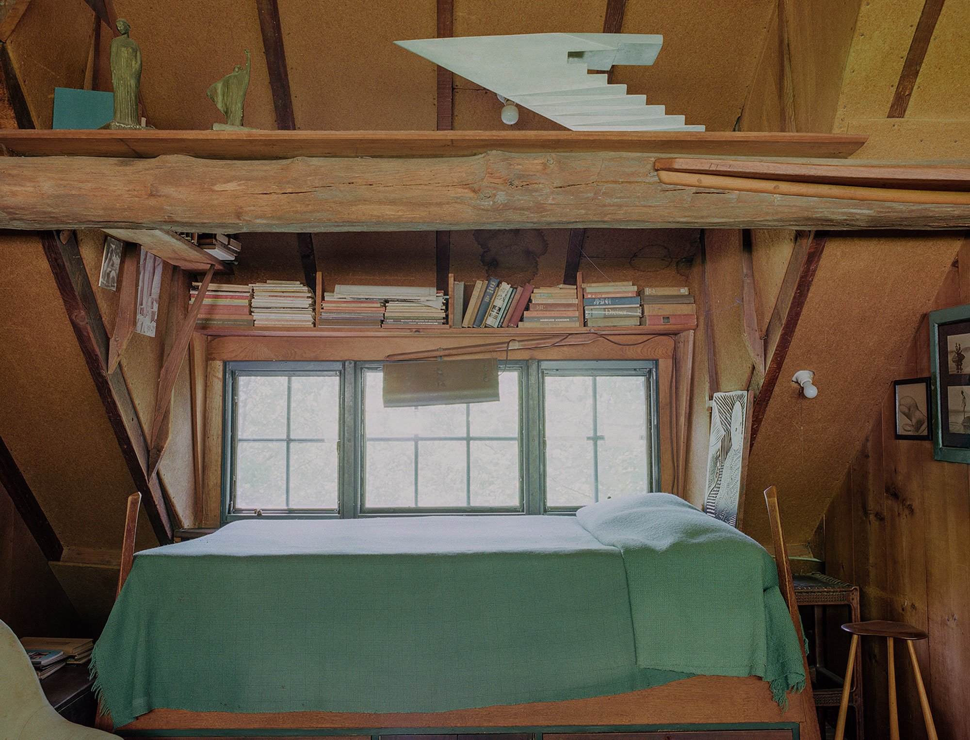 1-EsherickBed..jpg