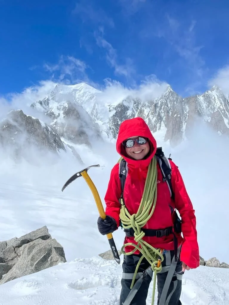 Dani Bell, Afghanistan