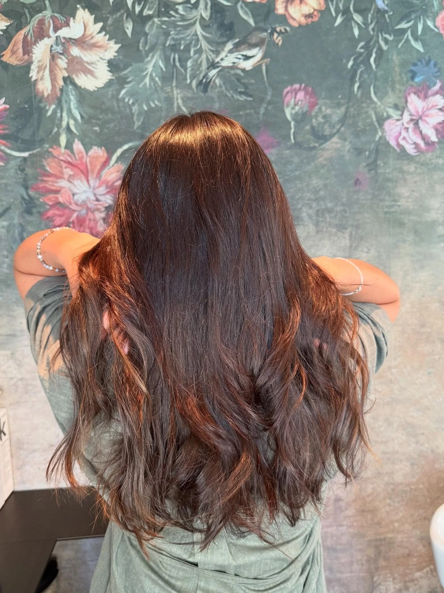 Danke f&uuml;r din Bsuech😎 
#langeshaarwunderbar #brownhaircolor #freshhaircut #schneidewerkihrfris&ouml;r