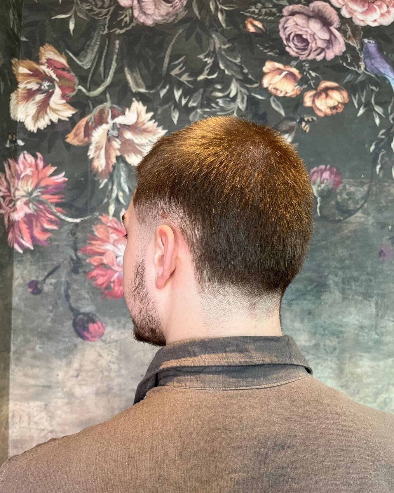 Ready for the Military 
#menhaircut #militarystyle #fadehaircut #schneidewerkihrfris&ouml;r