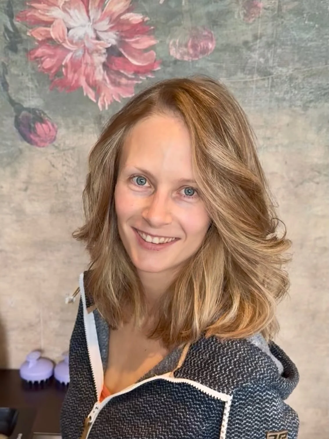 Von der Sonne gek&uuml;sst✌️
#vorhernacher #sovielhaare #ver&auml;nderung #vondersonnegek&uuml;sst #balayage