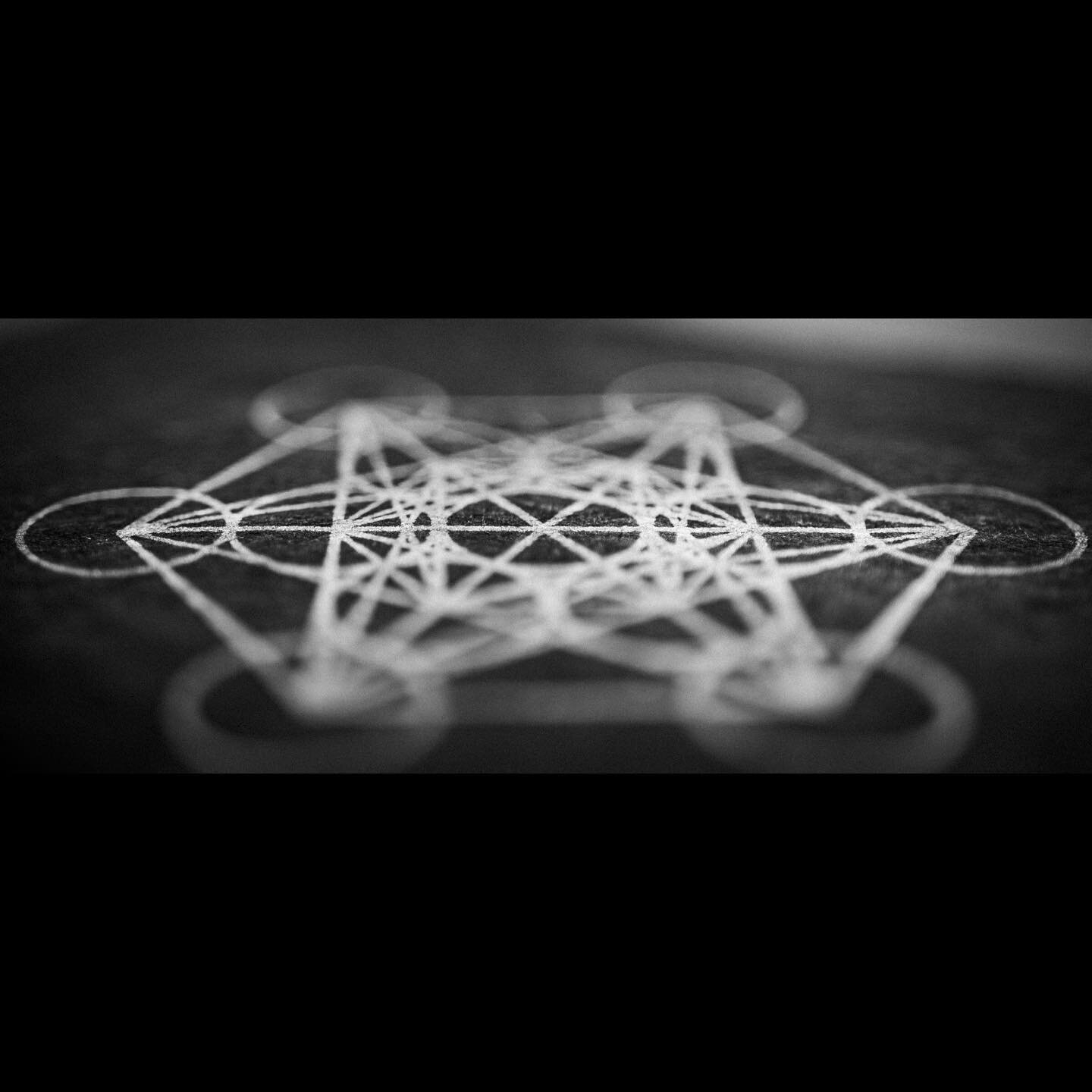 Metatron&rsquo;s Cube - Panasonic S1, @sigmaukC21, 18-35mm f1.8, @schneideroptics +2 Achromat. Macro DOF test. #panasonics1 #sigma1835art #metatronscube #occult #occultart