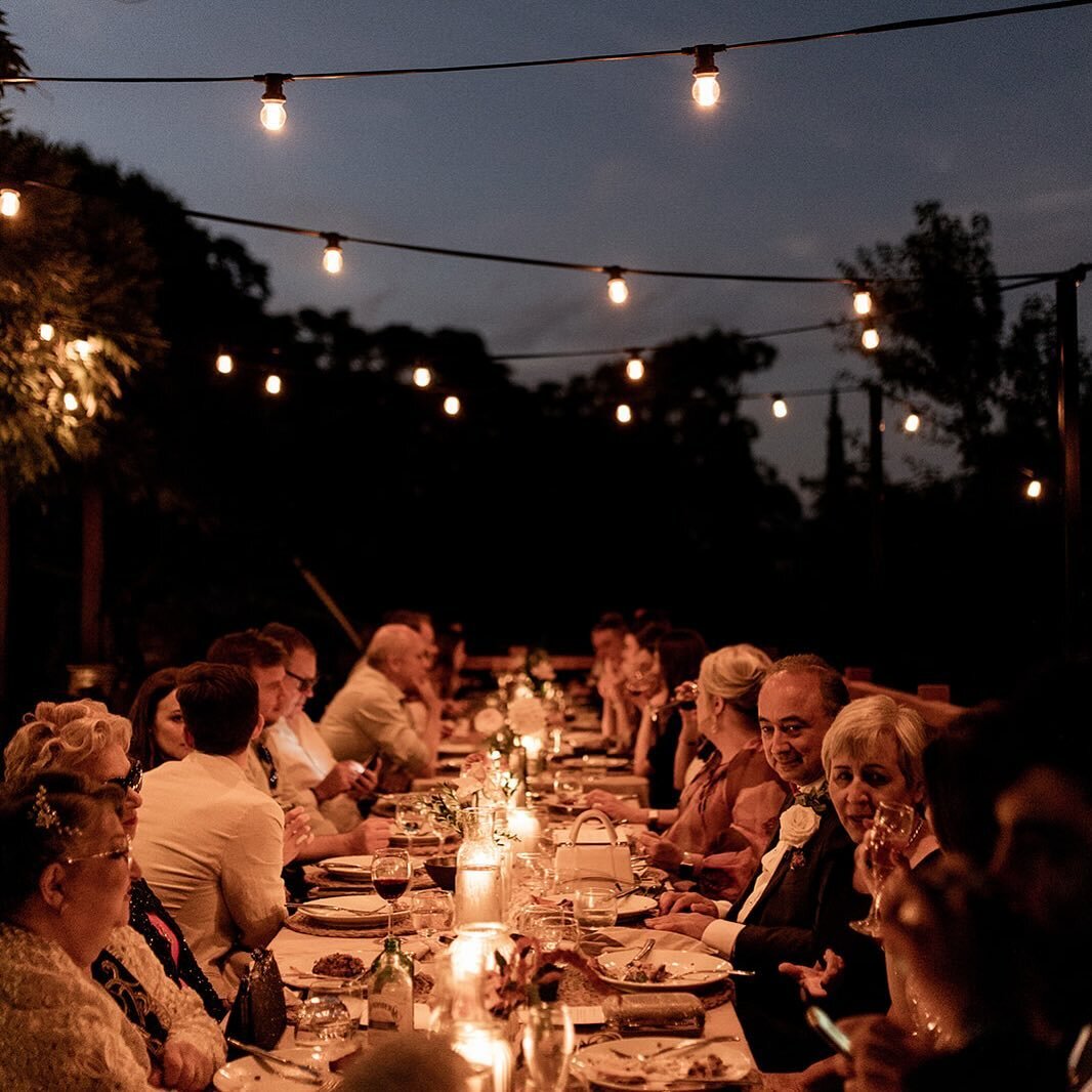 ✨ Say &ldquo;I do&rdquo; under the stars at Marybank Estate! ✨

✨ Imagine your wedding bathed in the glow of festoon lights, a celestial backdrop for your special day. 

Indulge in culinary delights by @sproutadl , creating an unforgettable feast. 🍽