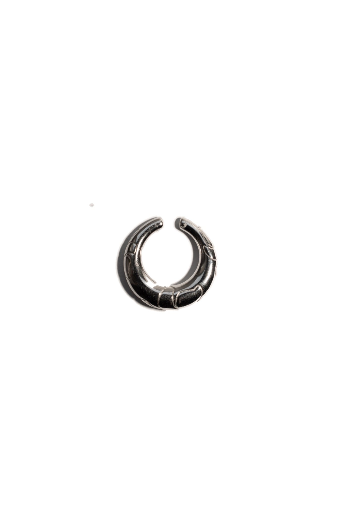 WARD EAR CUFF