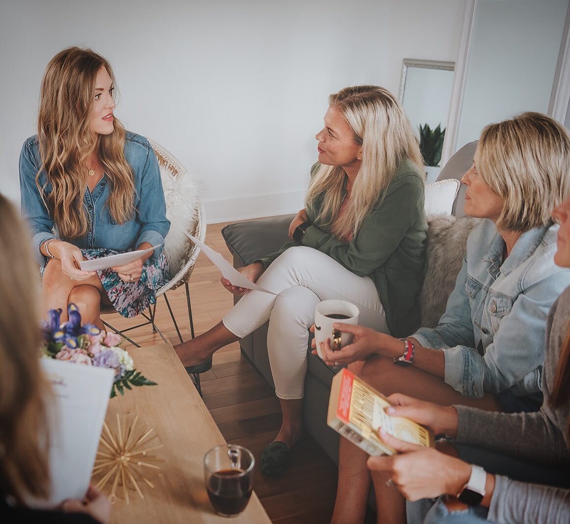 Booking group events for 2023 🌟  I&rsquo;d love to be a part of your upcoming event! 

The Enneagram is great for a community or small group, a neighborhood group, a book club, a friend group, a mom group&hellip; the list goes on! Not only will you 
