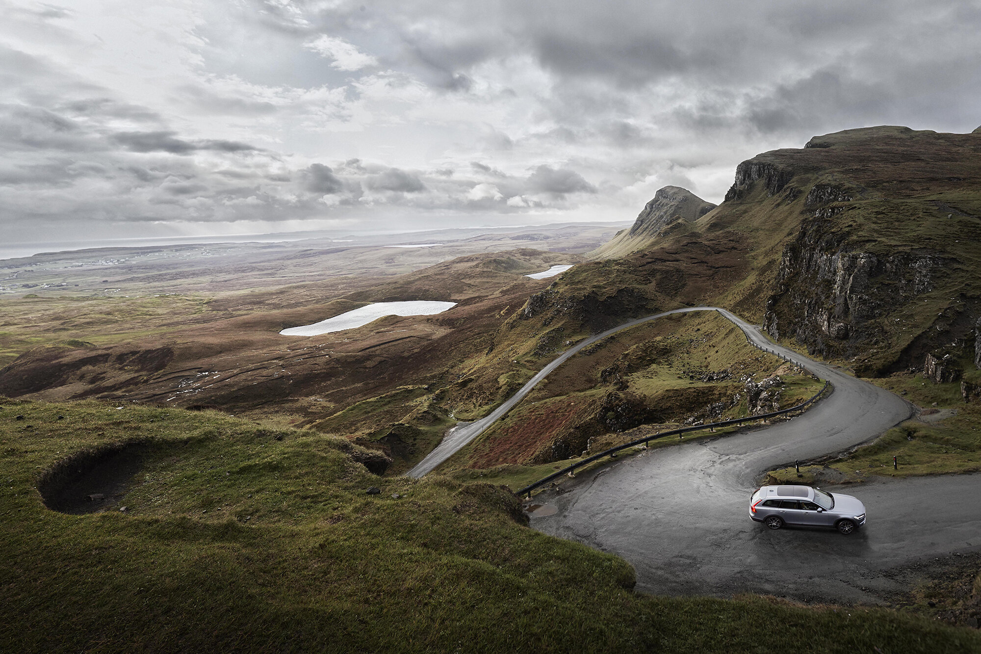 1A-Sam-Christmas-Volvo-V90-2A.jpg