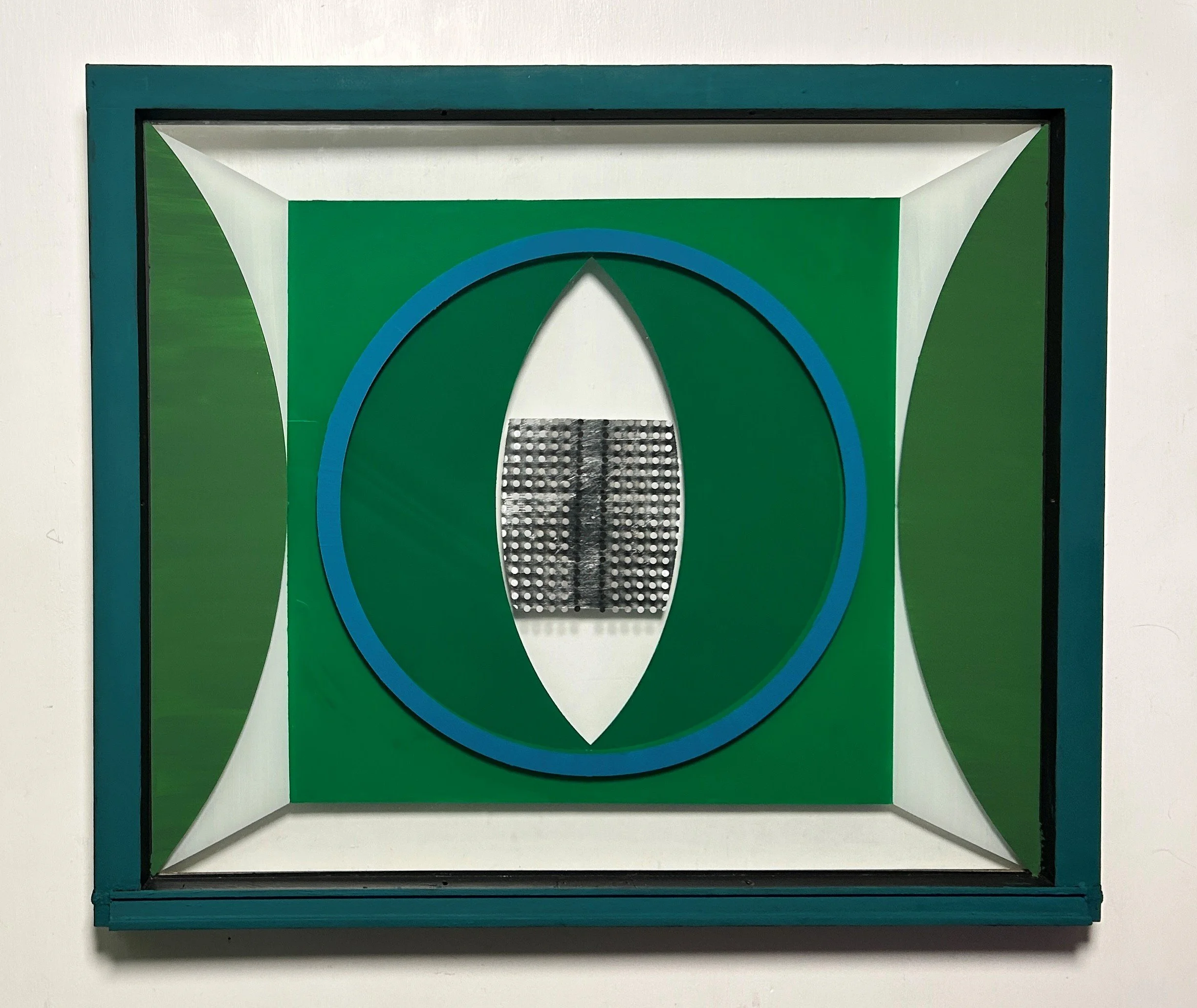 Screening (27"x32")  
  2026