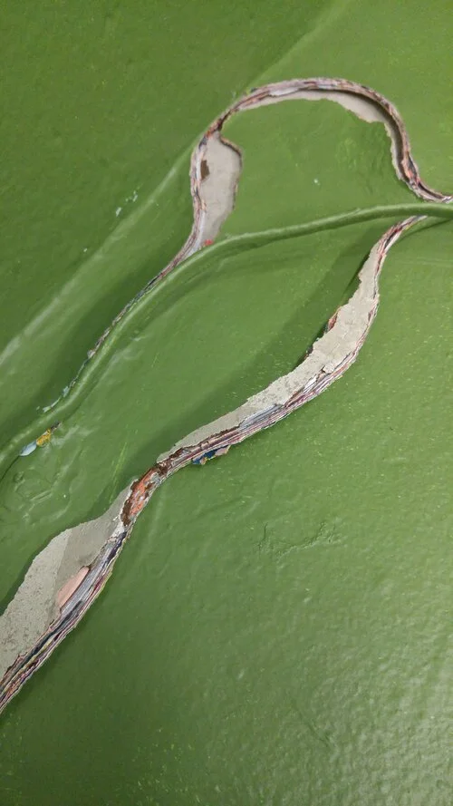 uninstall - paint layers on floor