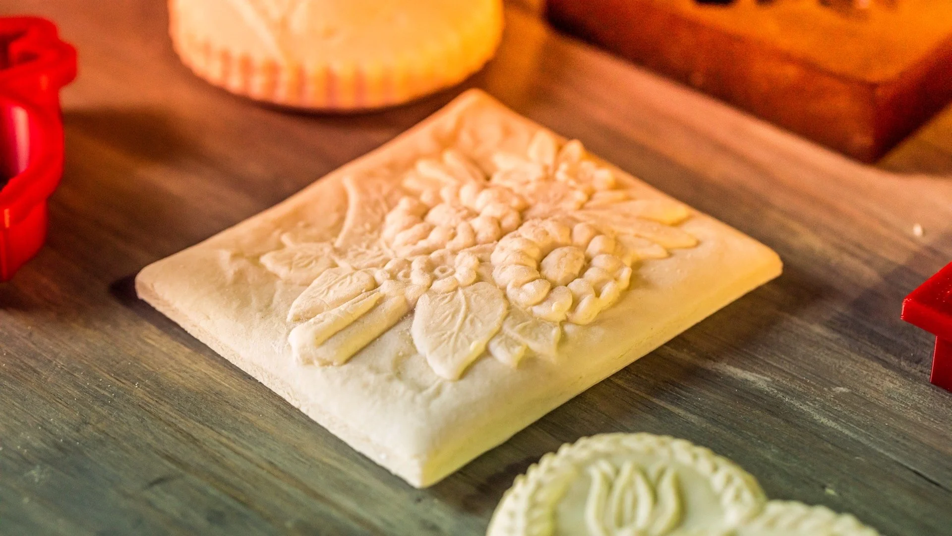 House on the Hill Cookie Molds