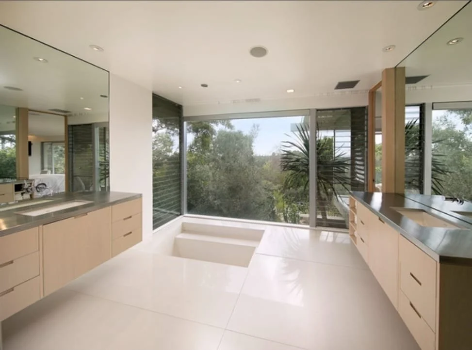 Before - Sunken Tub - Master Bathroom 1