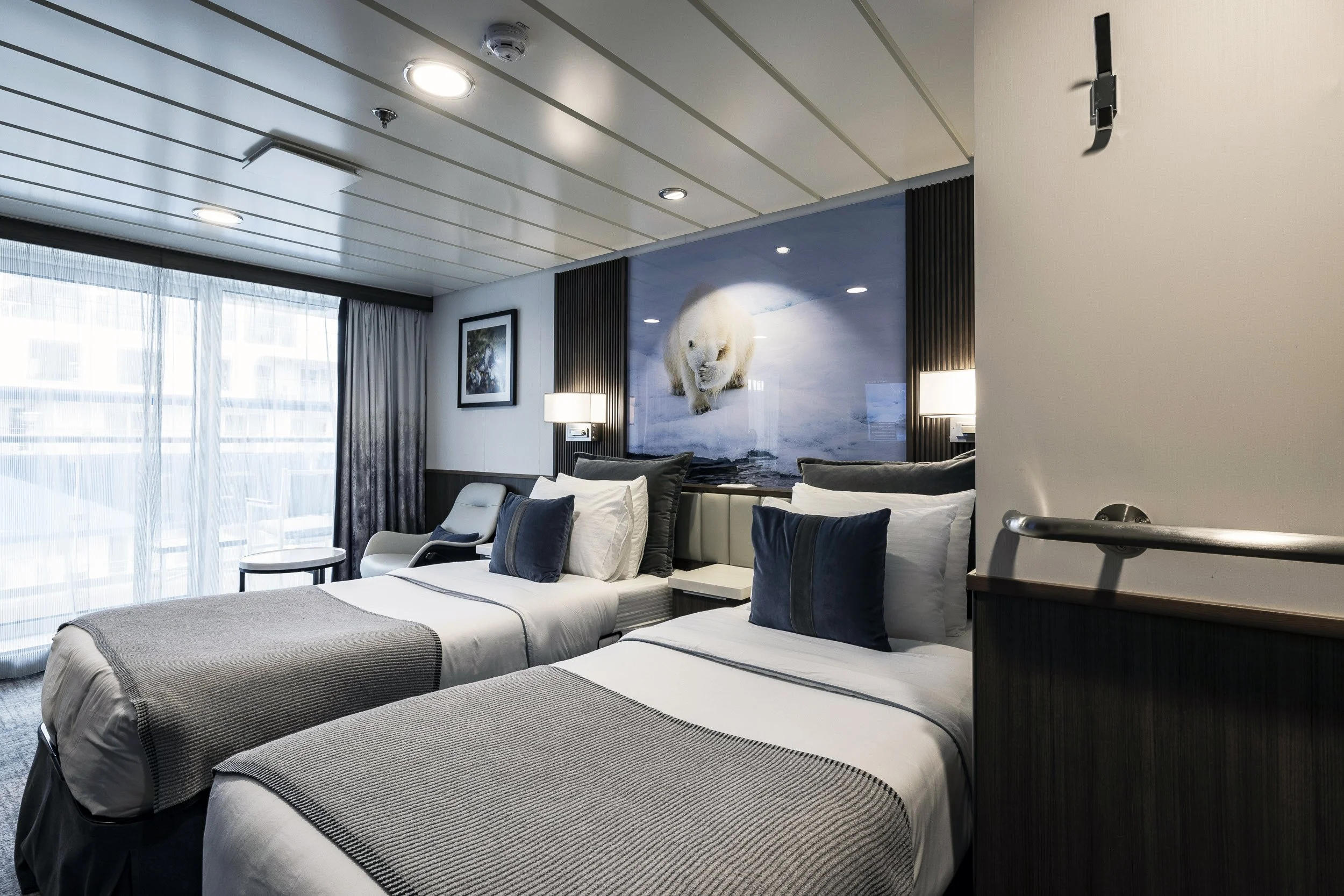 陽台艙房C (19.5 - 28.7㎡) (Balcony Stateroom Category C)