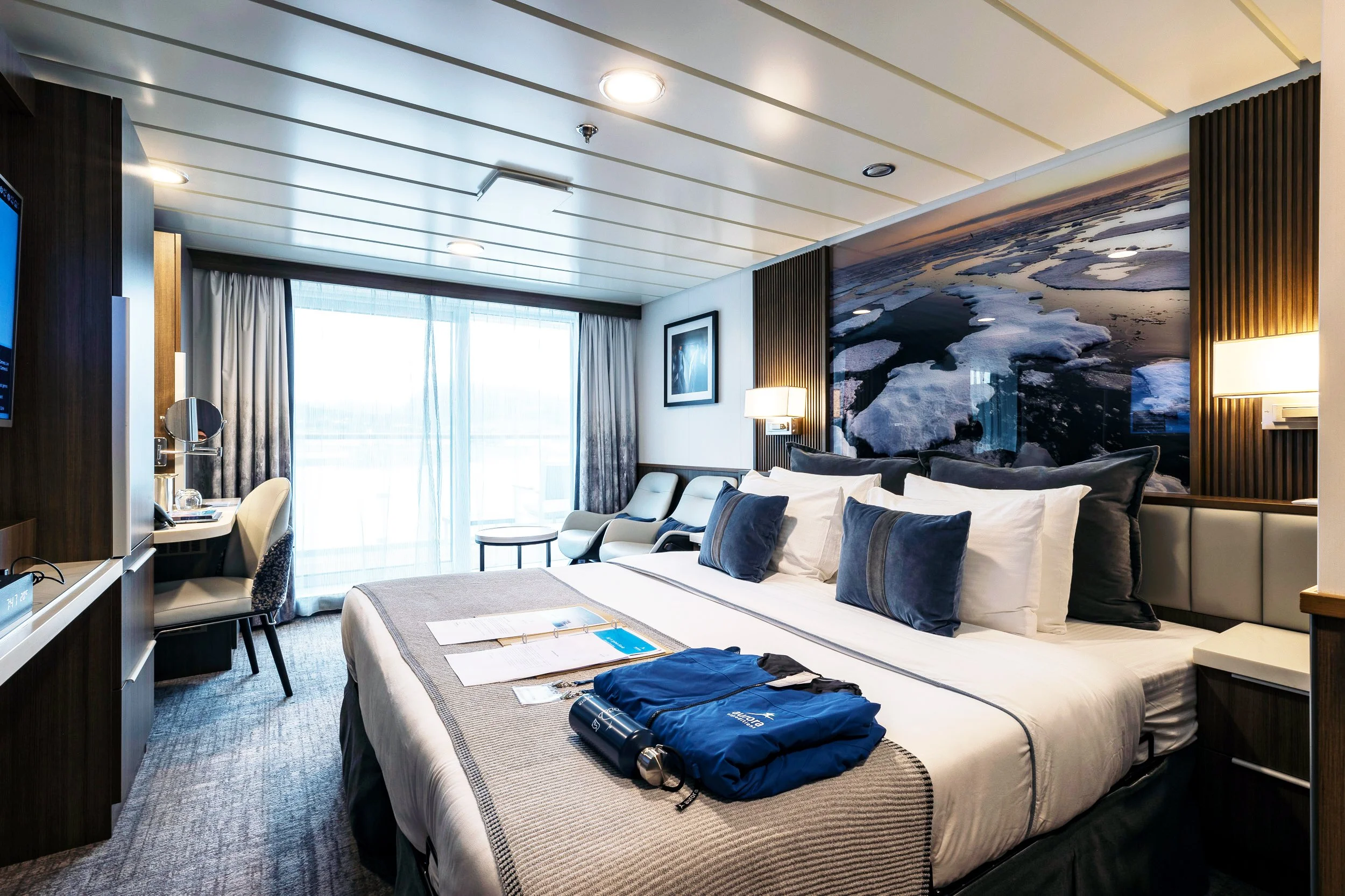 陽台艙房A (19.5 - 28.7㎡) (Balcony Stateroom Category A)