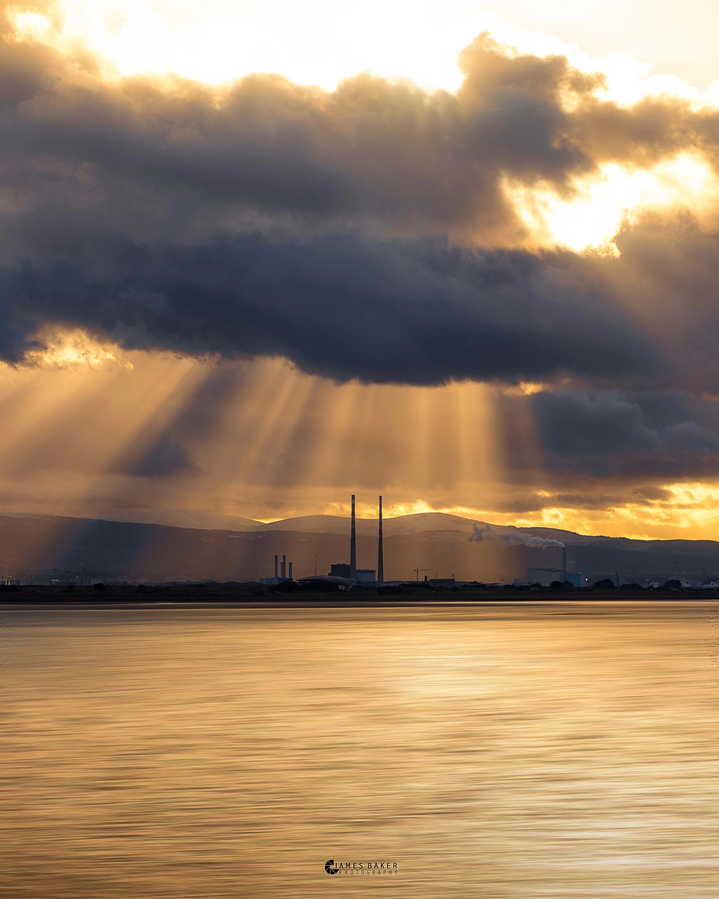 Poolbeg-Chimney-sunrays-james-baker.jpg