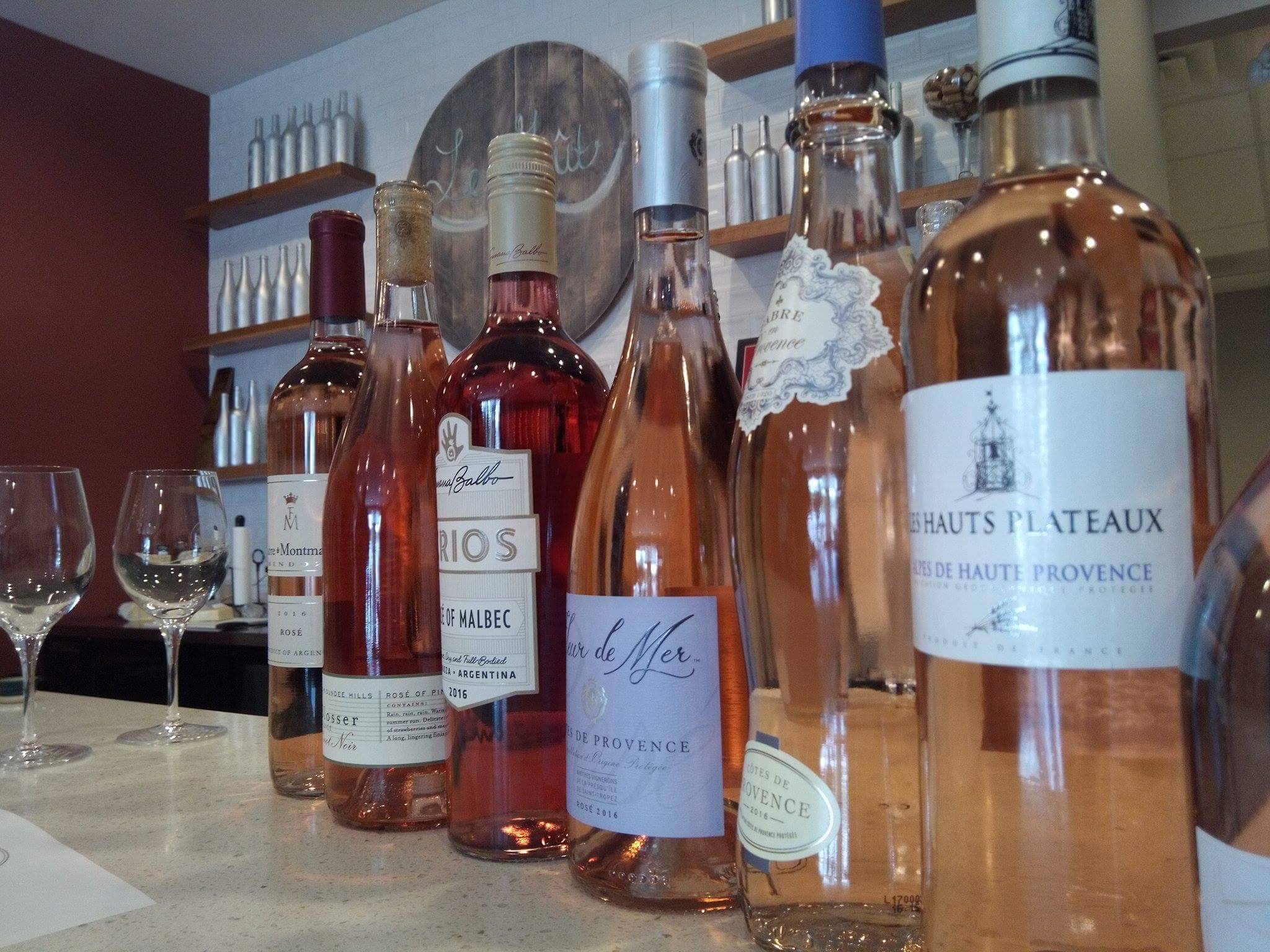 Rosé Tasting at Savvy’s