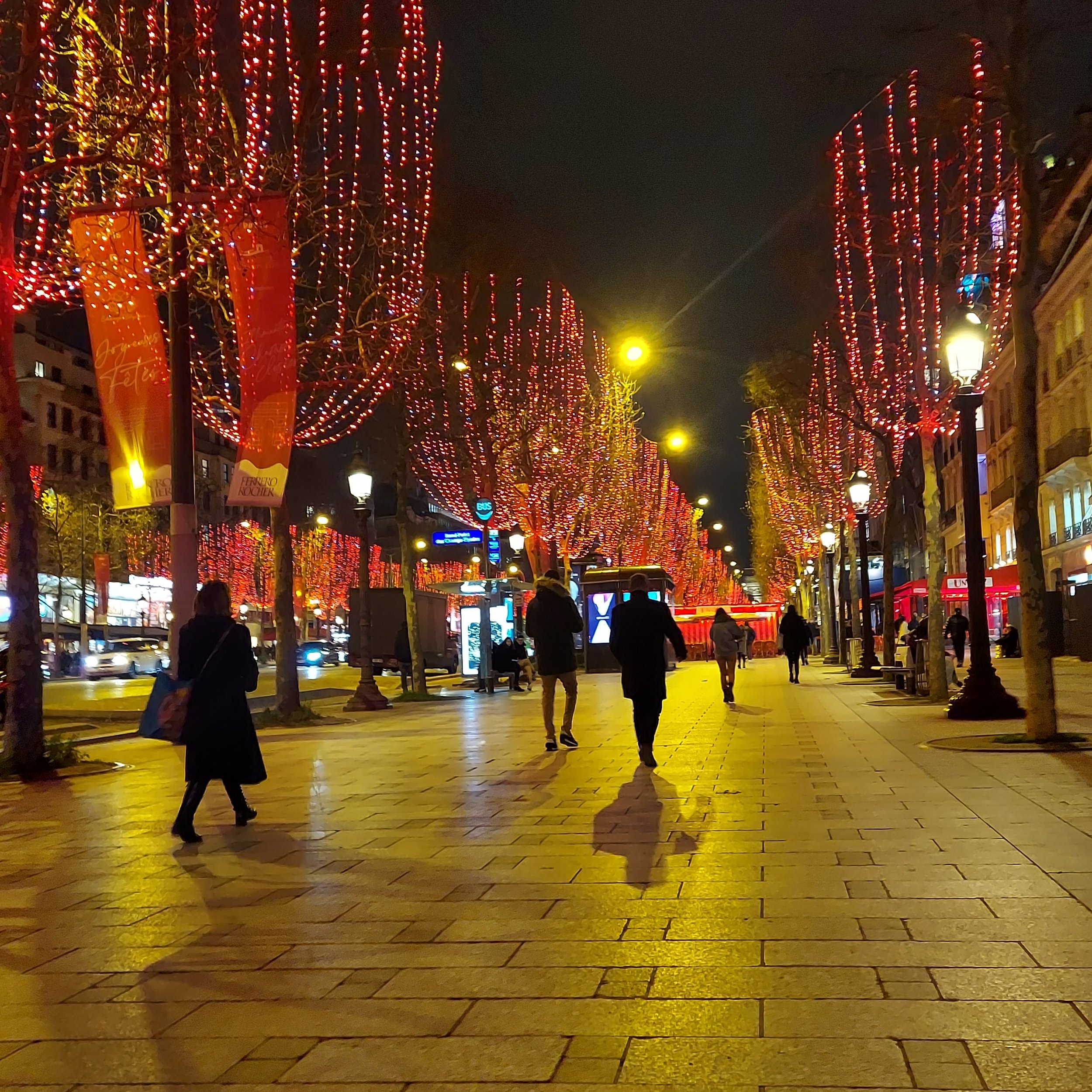Christmastime in Paris