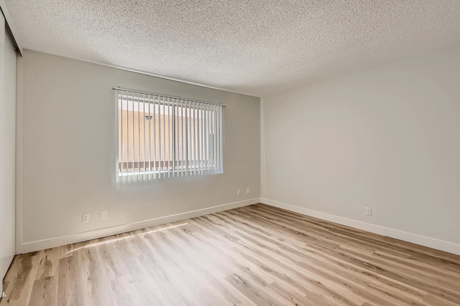  Casa Del Sol One-bedroom unit living room 