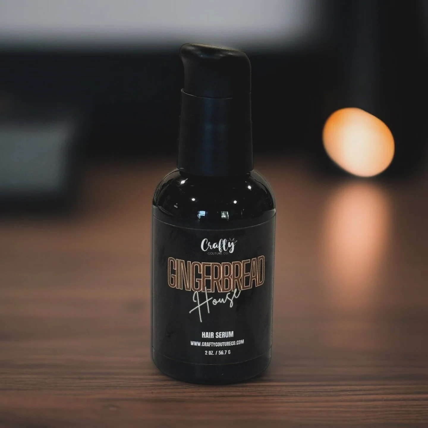 Bad hair days? Not this season! 🎅
Our Gingerbread Argan Hair Serum tames frizz, adds shine, and smells good enough to eat. 💫🍪

#SweetStrands #HolidayHairGoals #GingerbreadSeason