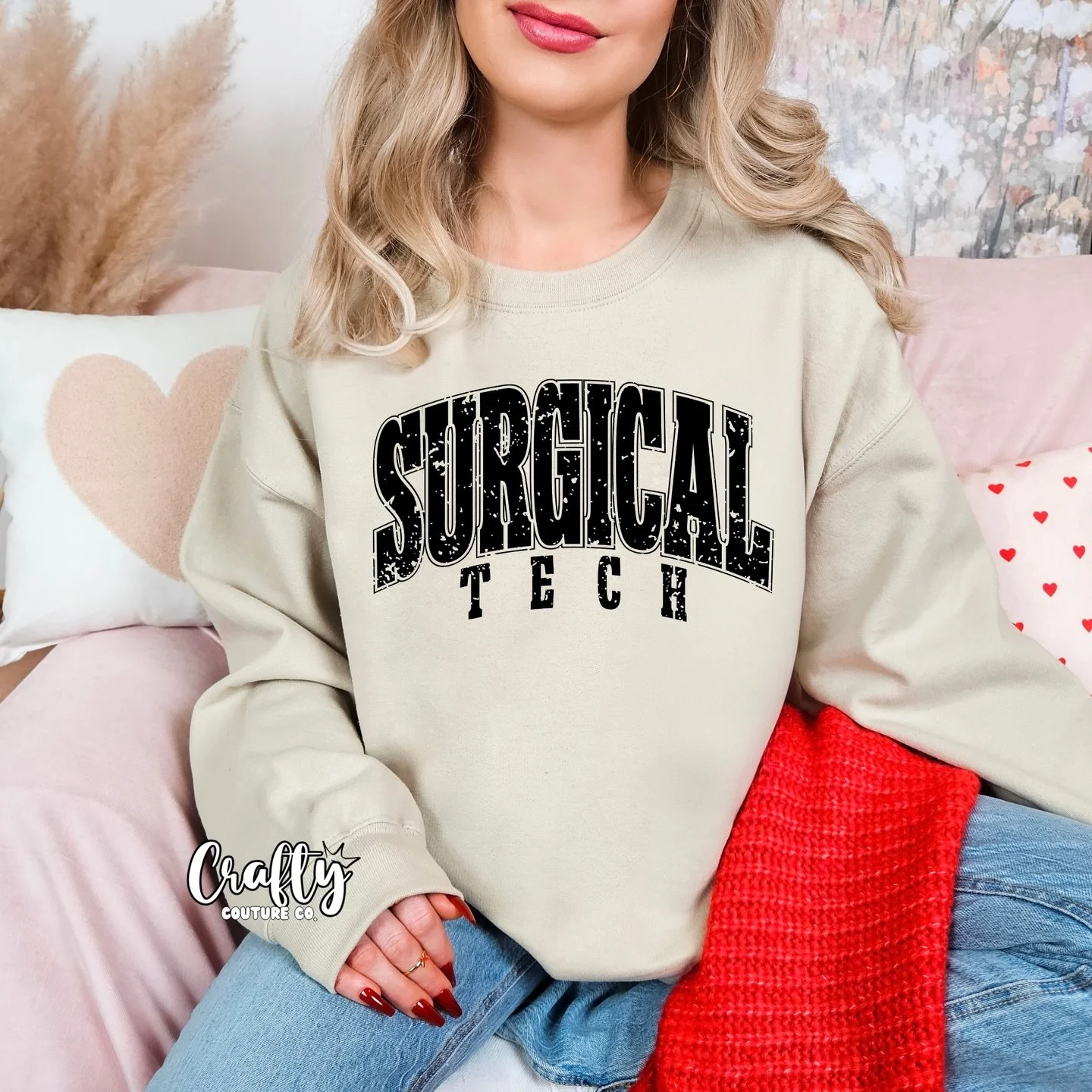 This crew is that perfect mix of comfy + statement&mdash;throw it on with jeans, leggings, or even over biker shorts and you&rsquo;re instantly put together. The kind of piece you&rsquo;ll reach for on repeat (and probably want in every color 👀).

A