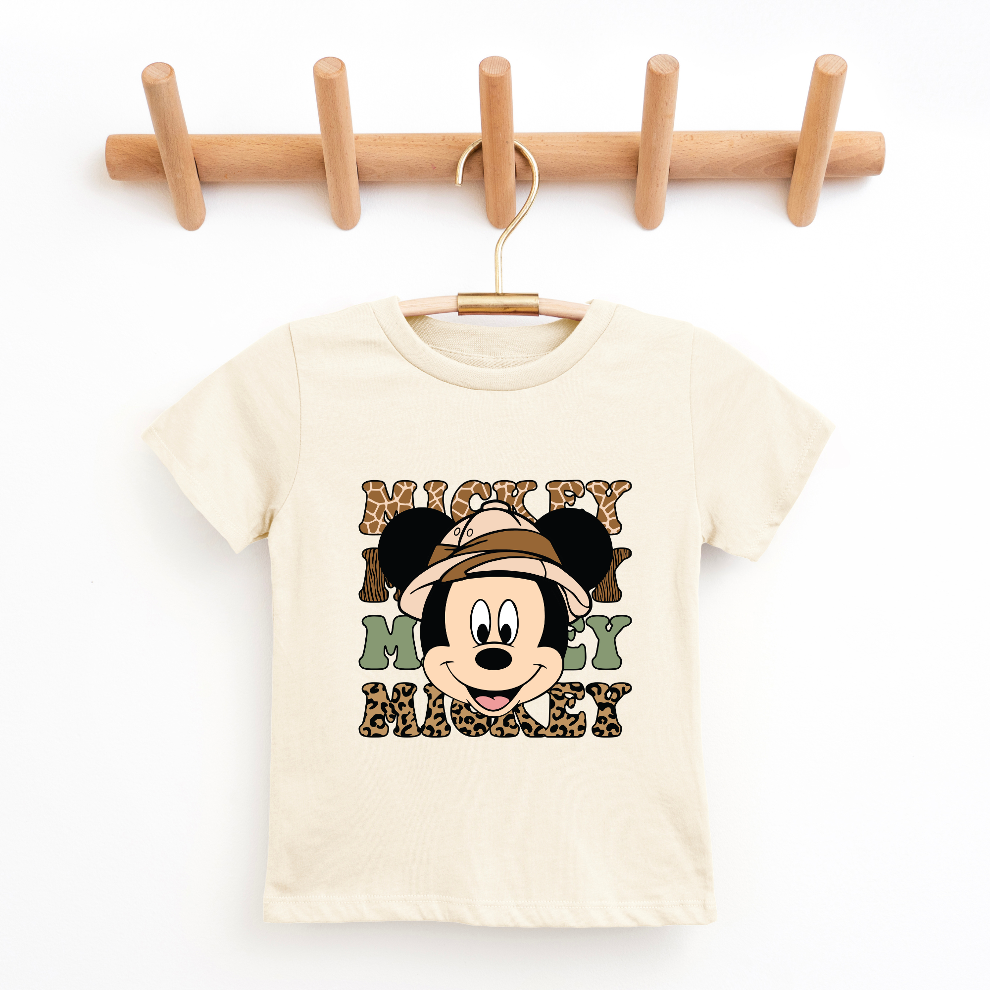 natural safari mickey.png