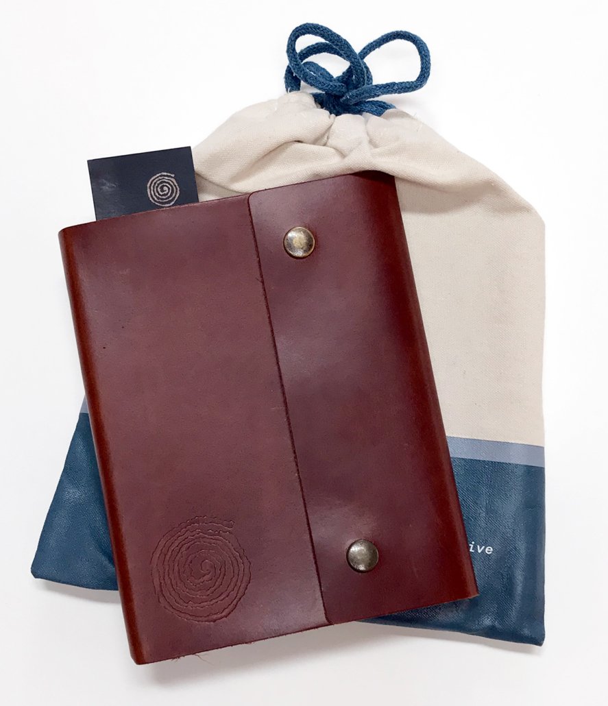 equus-journal-package-887x1030.jpeg