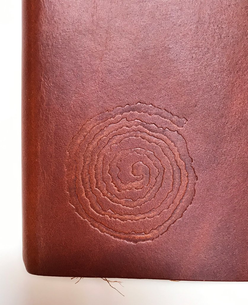 equus-journal-detail-837x1030.jpeg