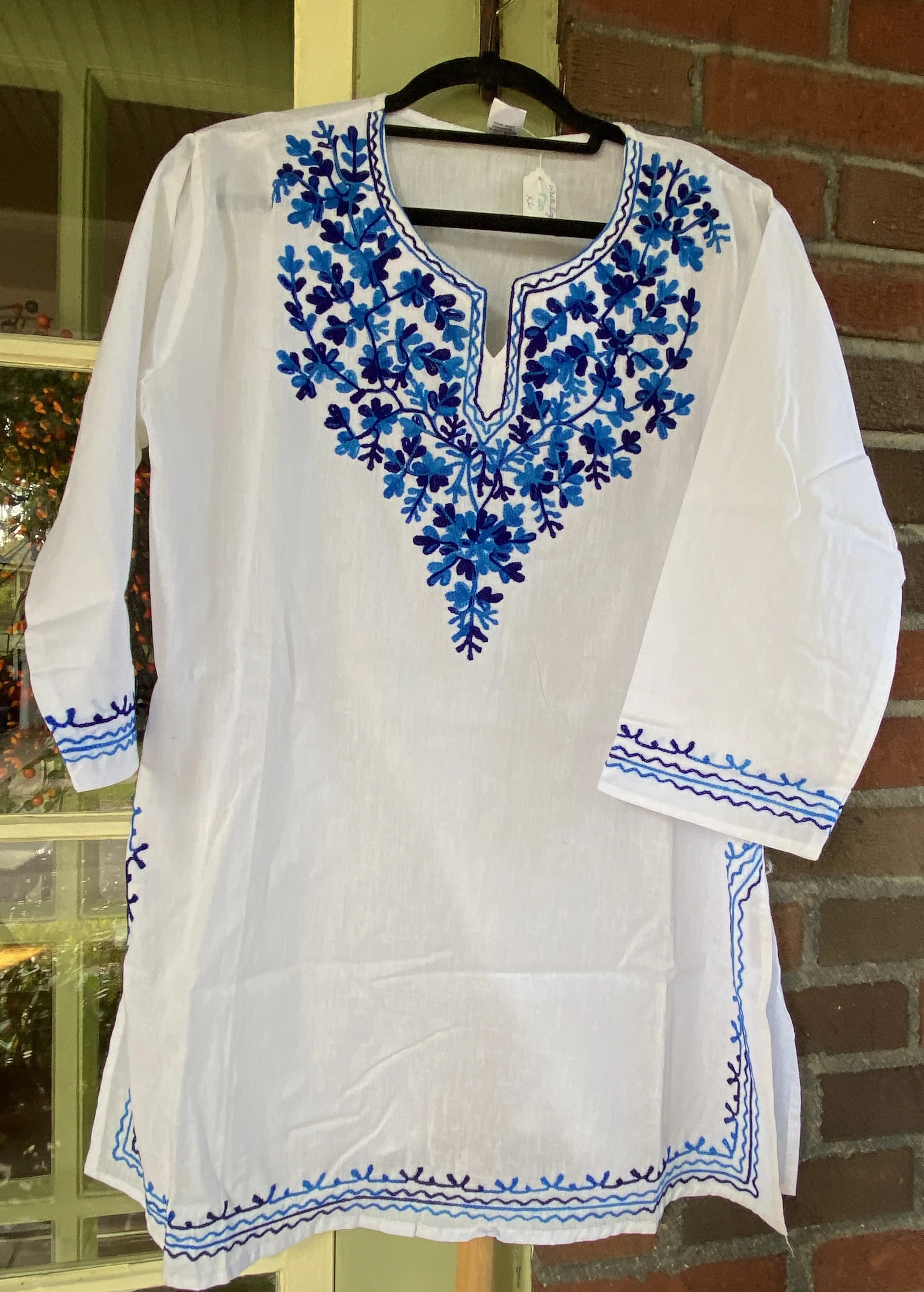 Women's Royal Blue Embroidered White Tunic XL