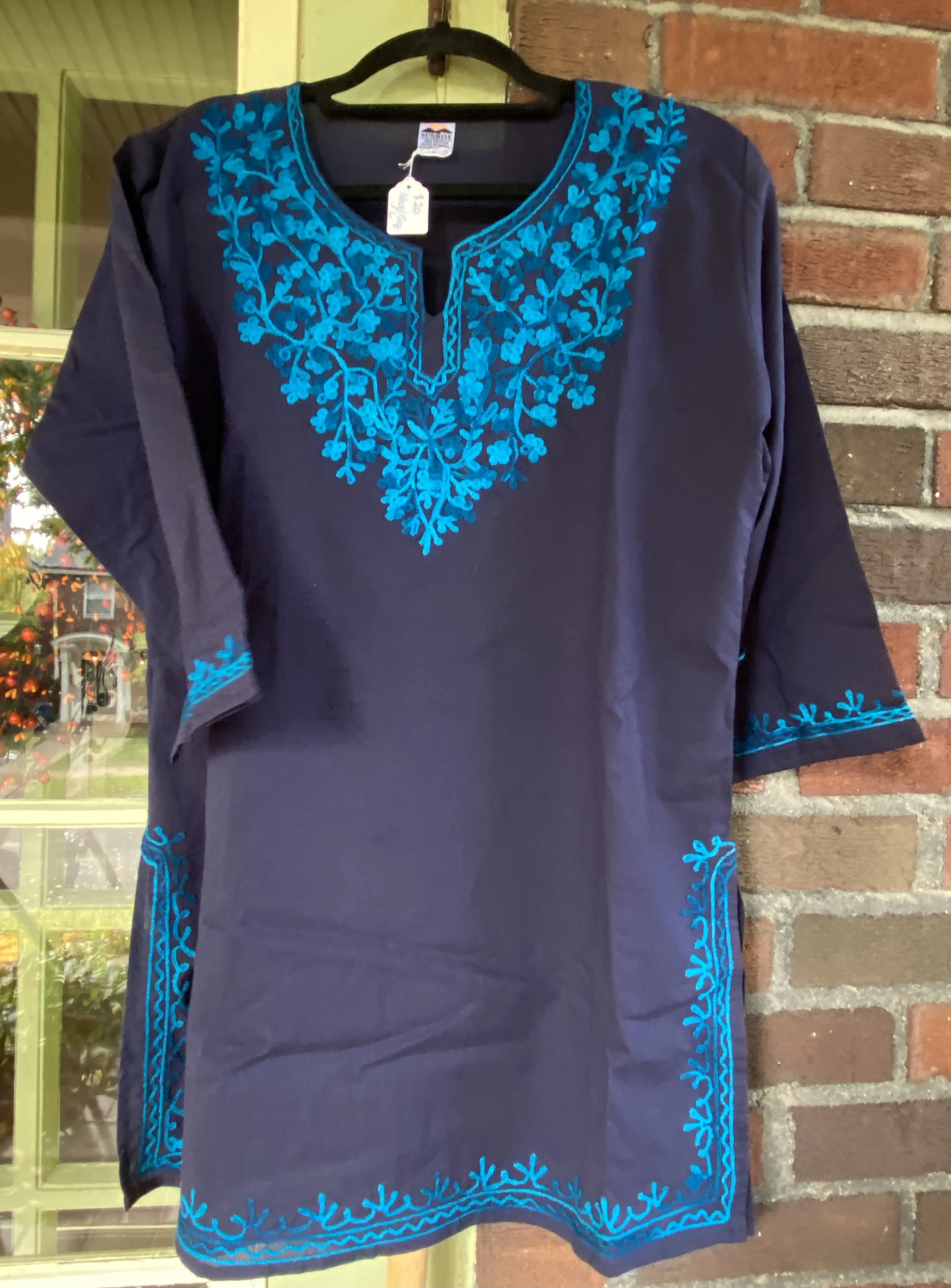 Women's Turquoise Embroidered Navy Blue Tunic Large