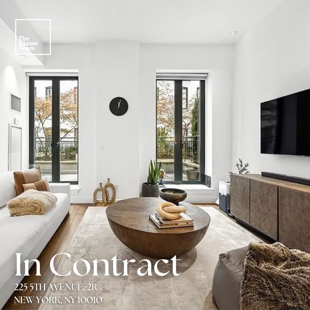 In Contract | 225 5th Avenue, 2R⁠
⁠
Exciting news! Our buyer is in contract at 225 5th Avenue. Unit 2R is a mint-condition, south-facing one-bedroom loft with a private terrace. It's truly a special home.⁠
⁠
Last Asking: $1,850,000 | Buyer Representa