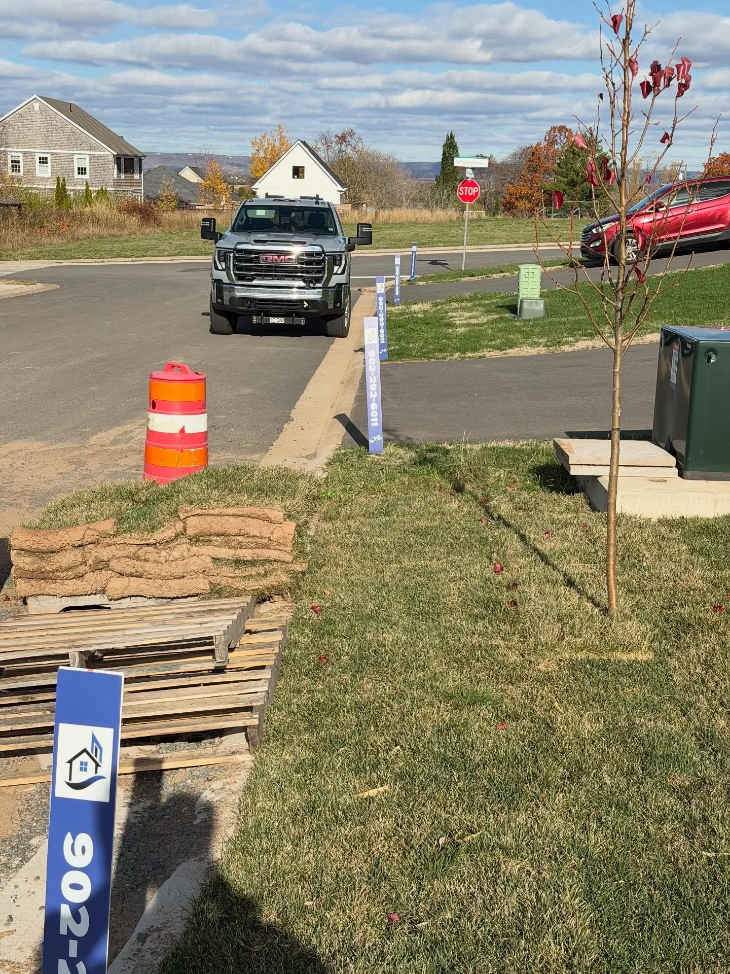 Getting our snow markers in the ground today across the Valley &mdash; a sure sign winter&rsquo;s just around the corner! 🌨️