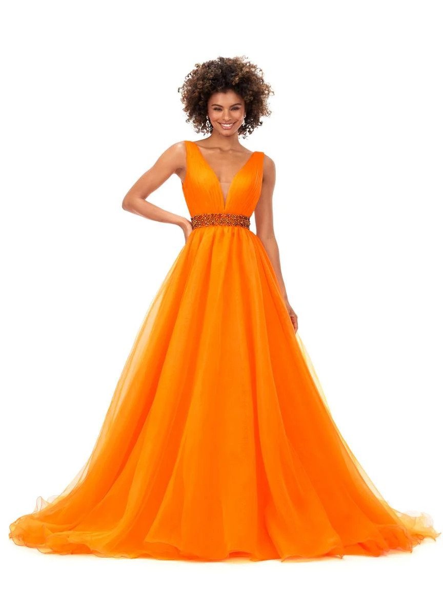 Milla Nova 2022 Wedding Dresses — “Royal” Bridal Collection | Wedding  Inspirasi | Satin wedding gown, Designer bridal gowns, Wedding dress long  sleeve