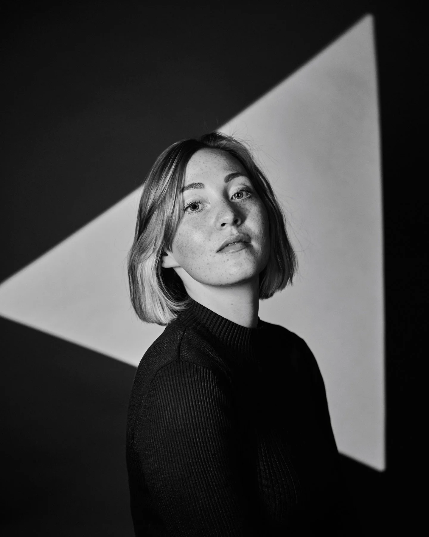 Schwarz-Wei&szlig; Portraits mit der lieben @lucca_rabenstein 📸

#portrait #fotograf #m&uuml;nchen #m&uuml;nchenfotograf #muenchen #muenchenfotograf #schauspielerin