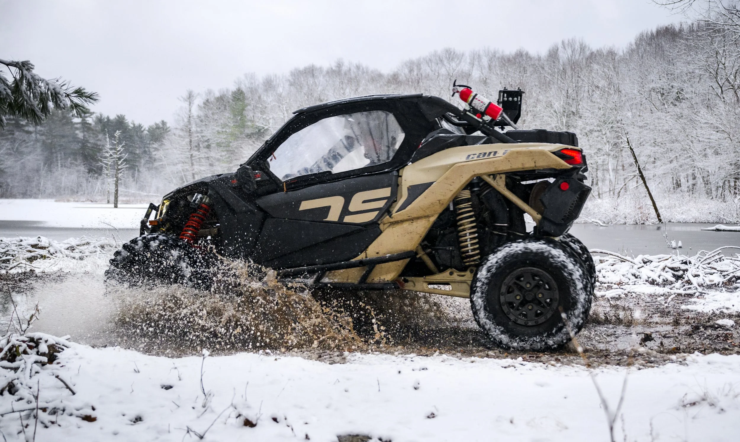 Zapata Photography x Aqua Amp-7.jpg