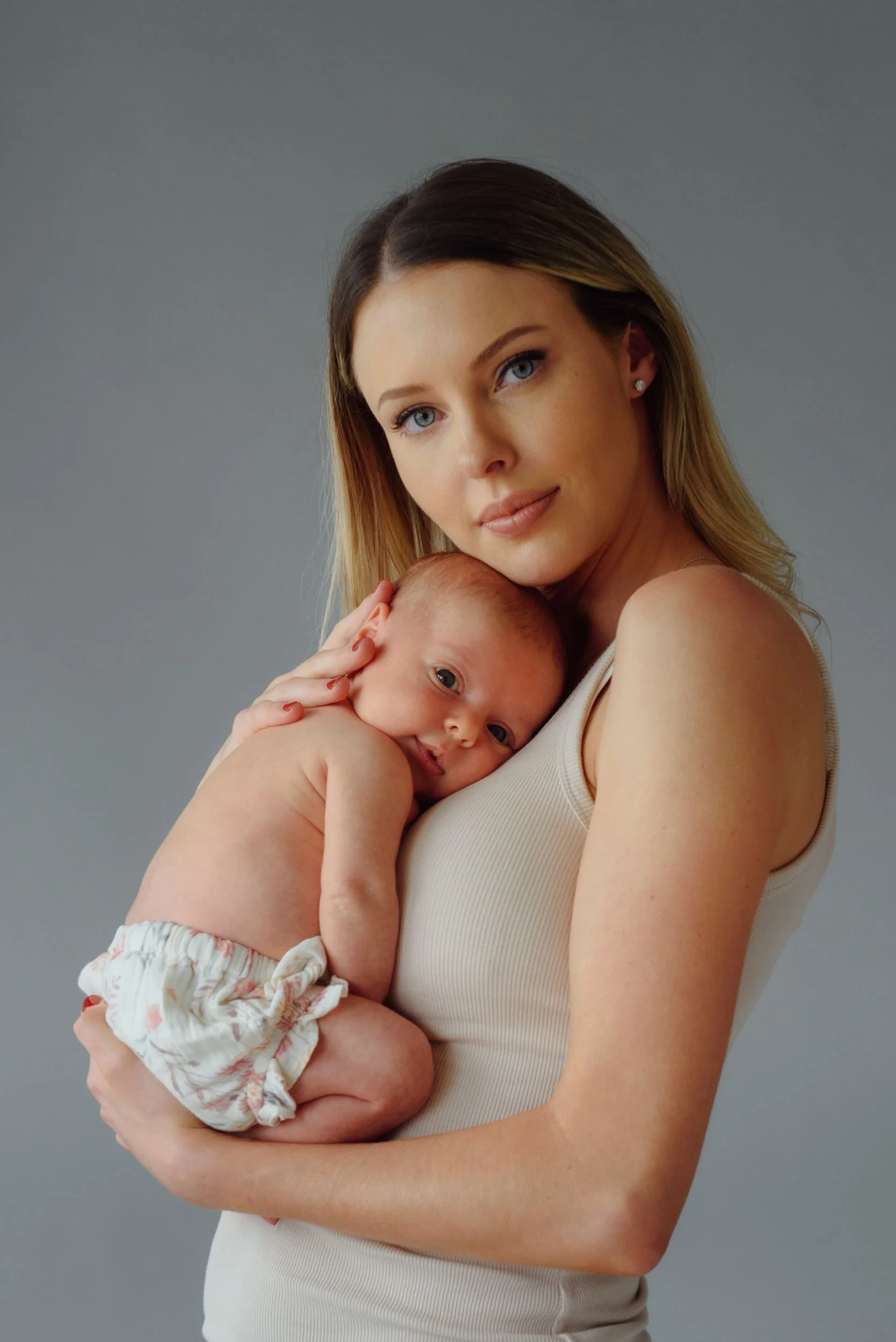 studio newborn photography