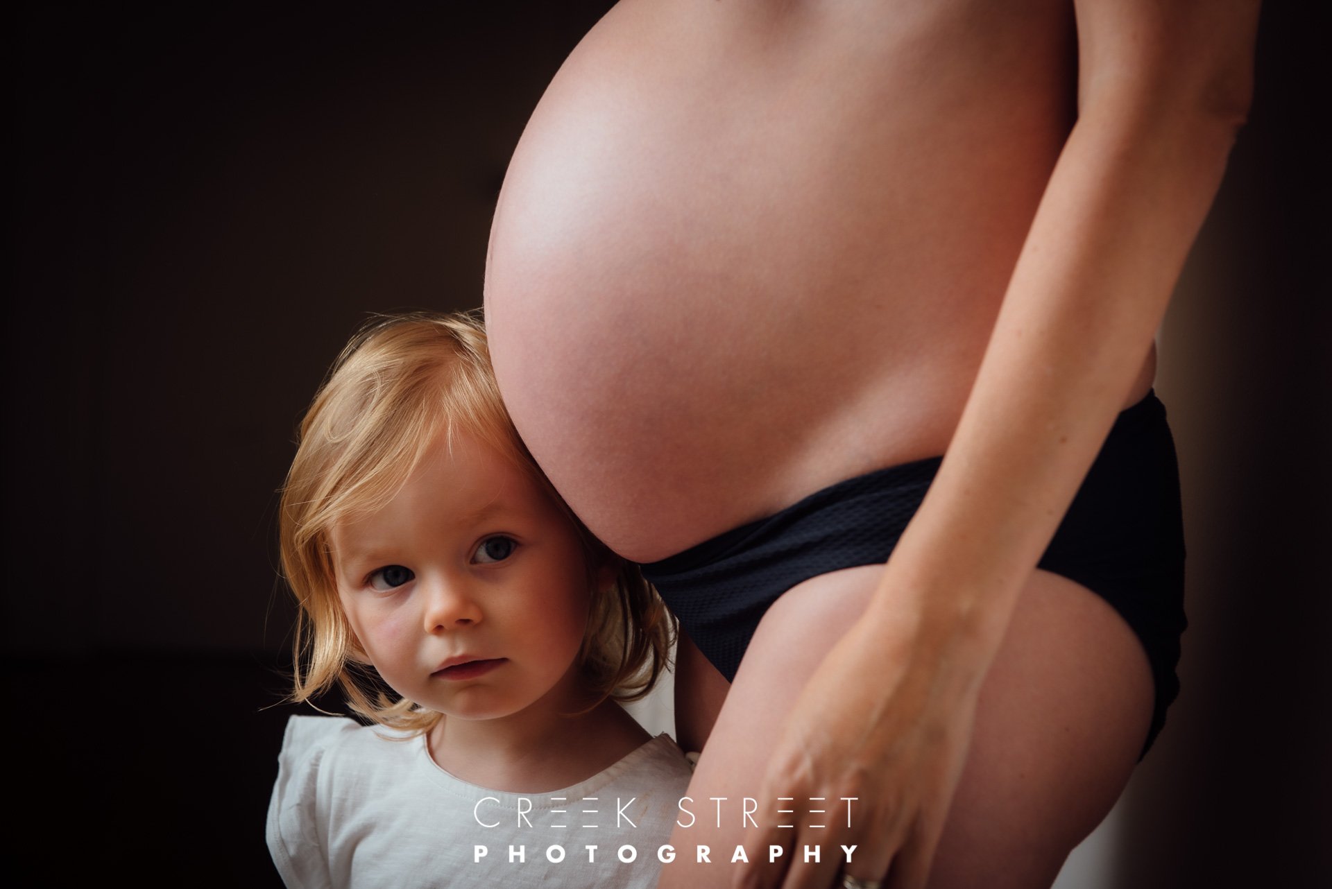maternity photography with child.jpg