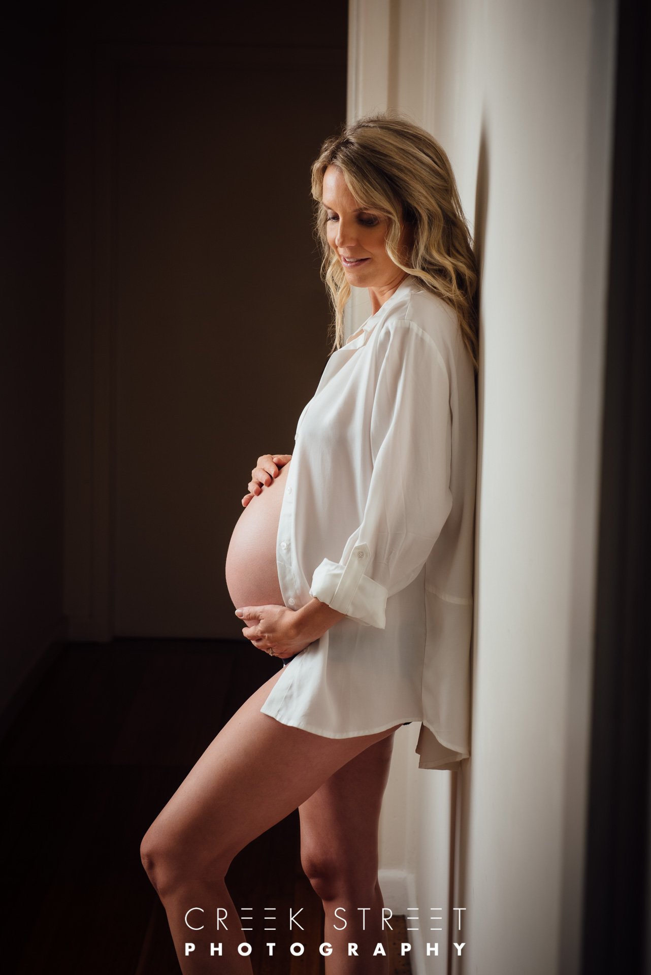 studio maternity photography sydney.jpg