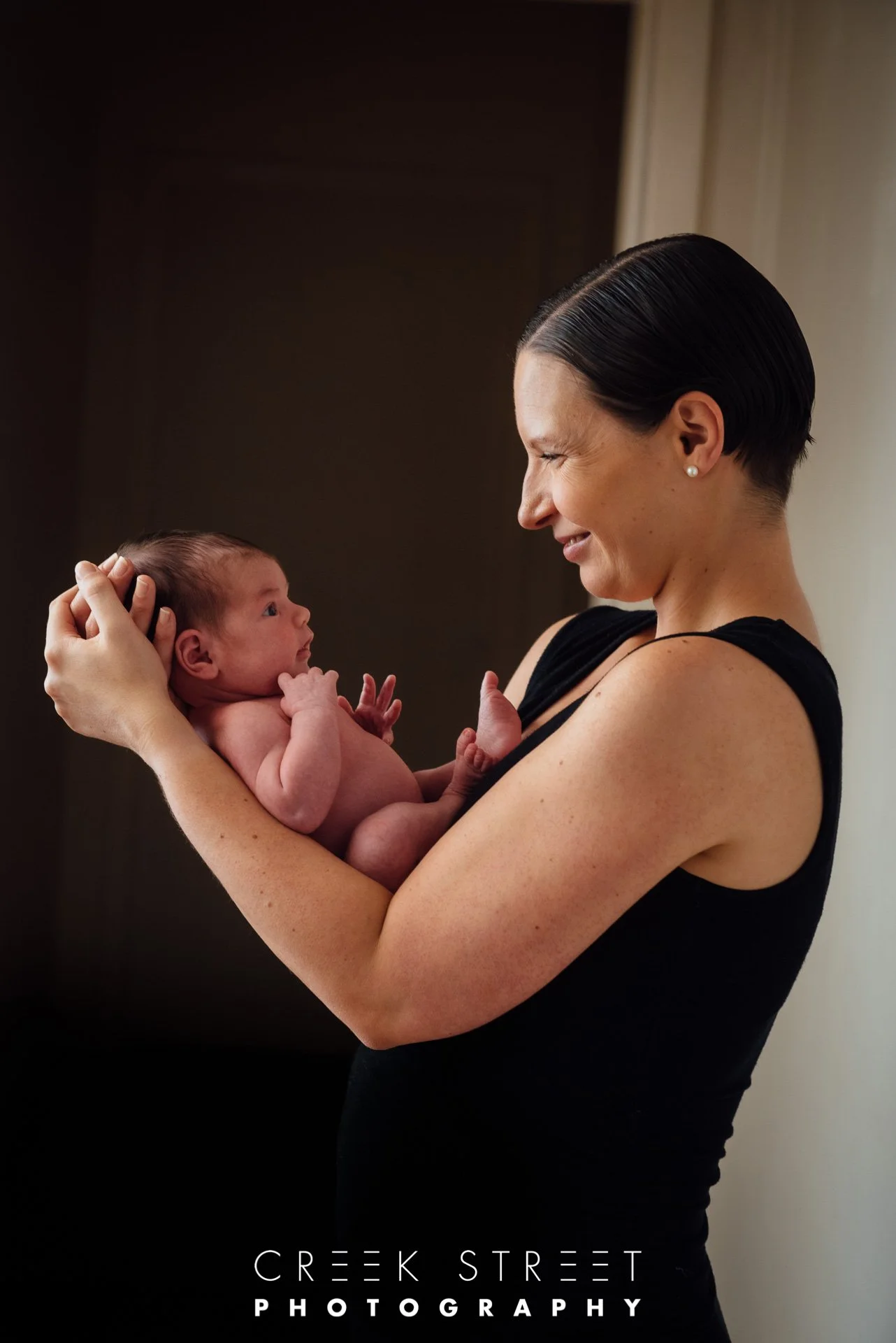 newborn photography with mum in sydney studio.jpg