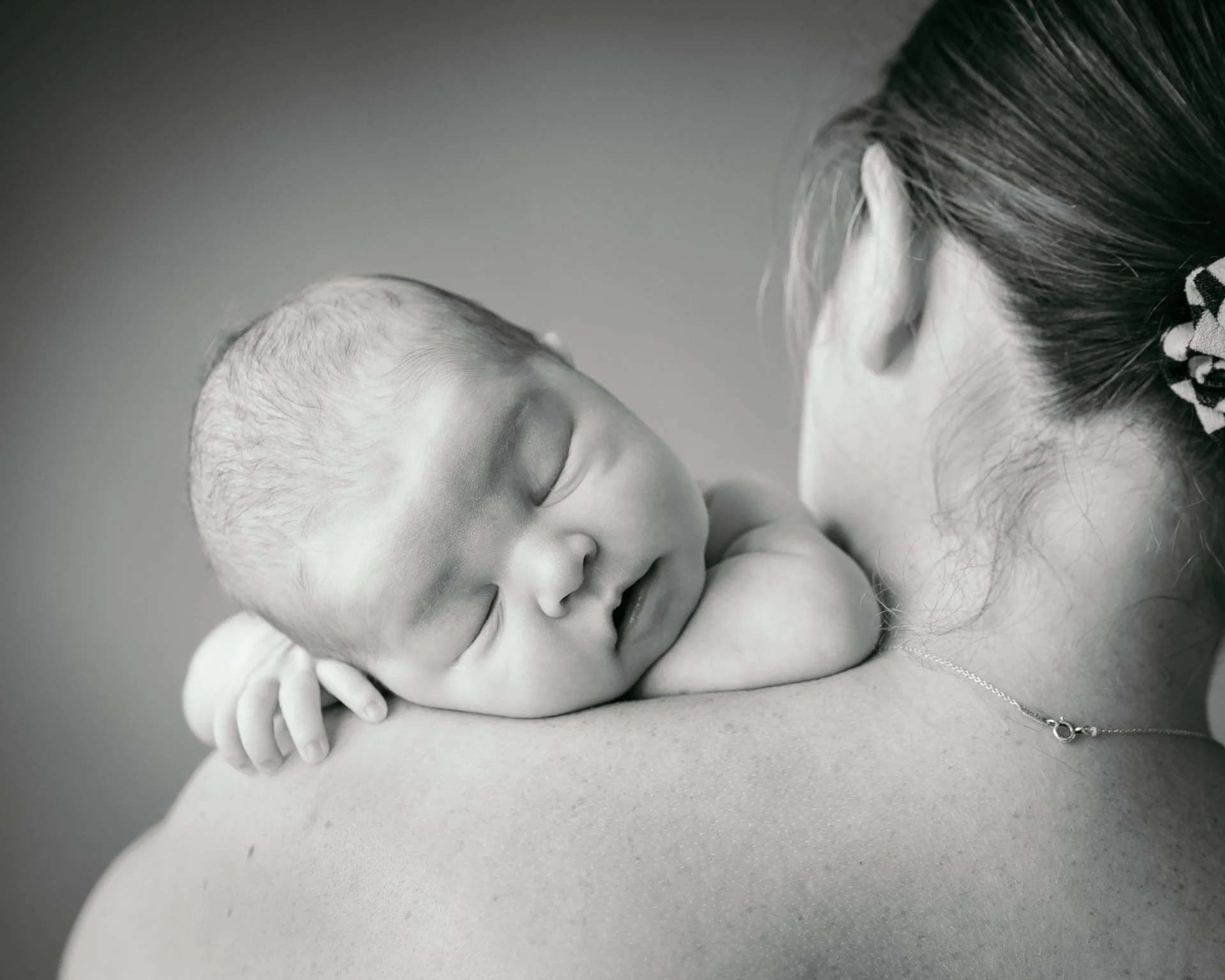 It was such a precious moment photographing my beautiful granddaughter baby Ina and her amazing parents when she was just 6 days old. Feeling so blessed to have this beautiful baby come into our lives. 

#newbornphotographer #newbornphotography #stud