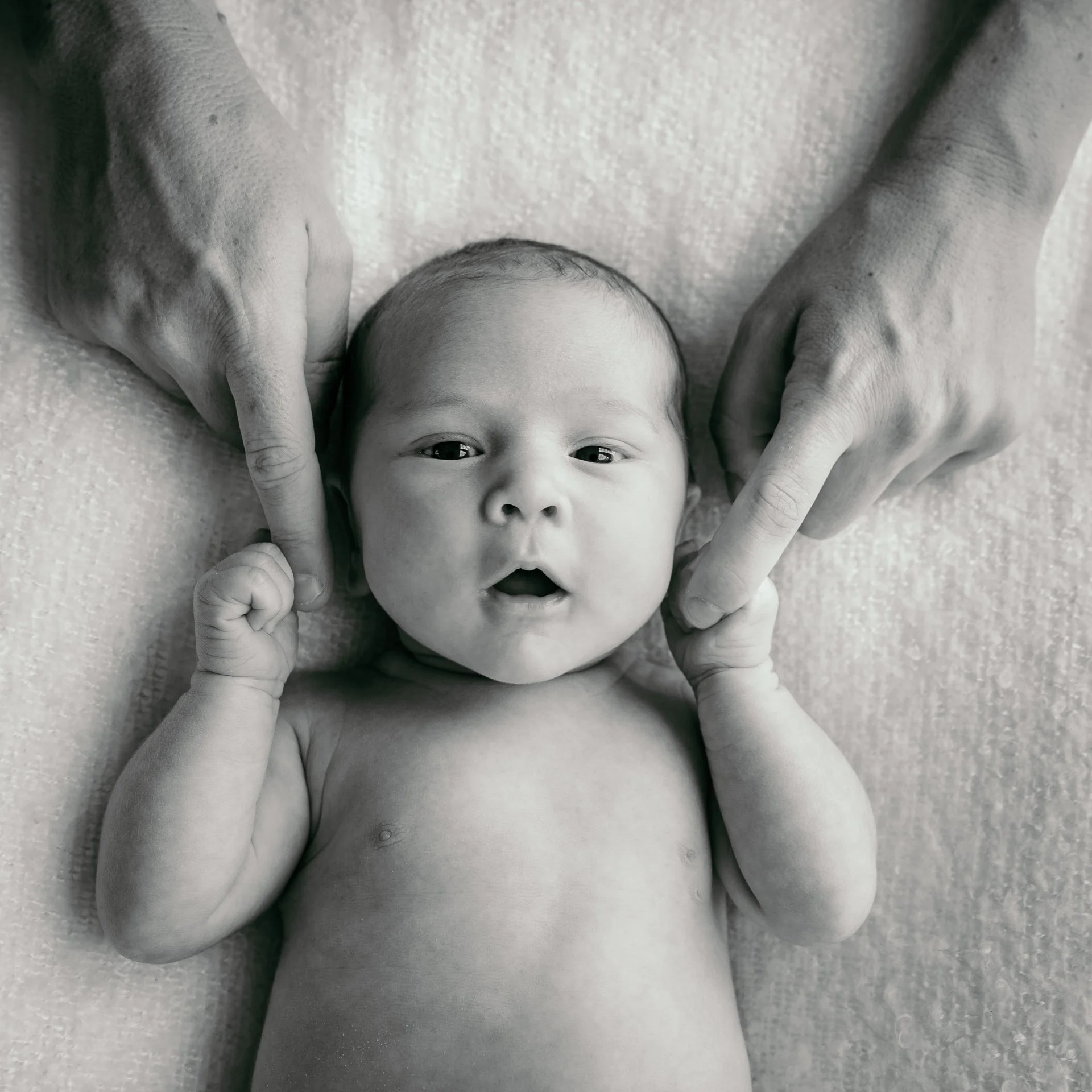 4 weeks old today 🌸

#newbornphotography #newbornphotographysydney #studionewbornphotos #sydneynewbornphotographer