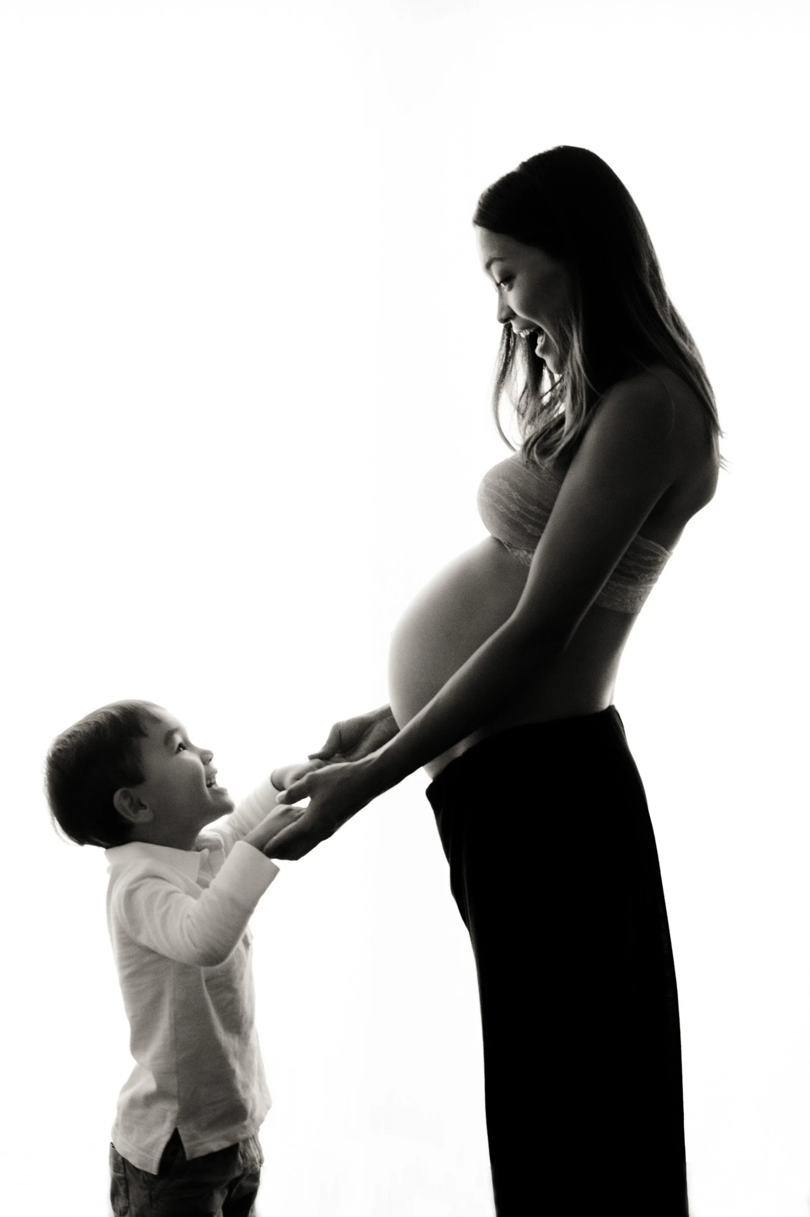 maternity family photography of mother and son