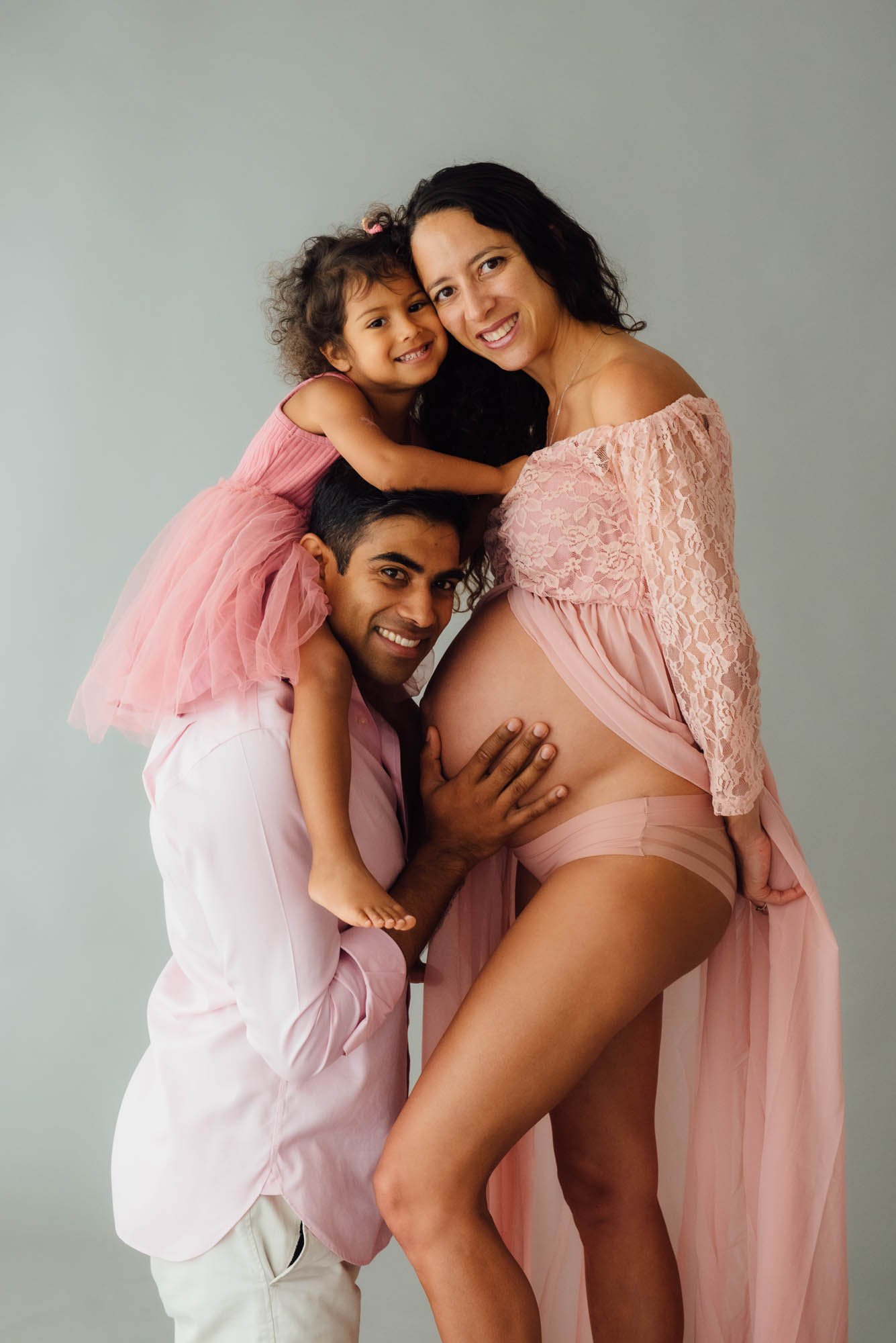 Benefits of a Studio Maternity Photoshoot — Creek Street Photography