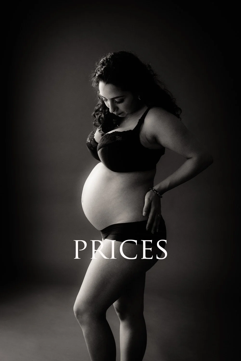 Black and White maternity photography, Pregnancy Photography, Creek Street Photography
