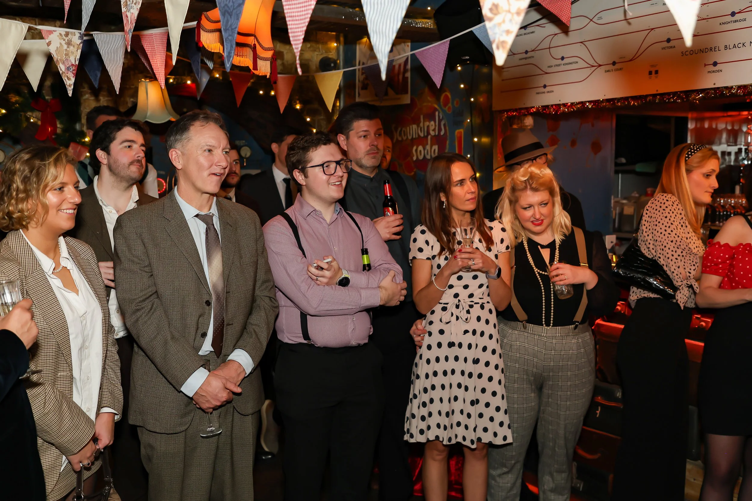 Interactive walk-around magic during corporate event reception.