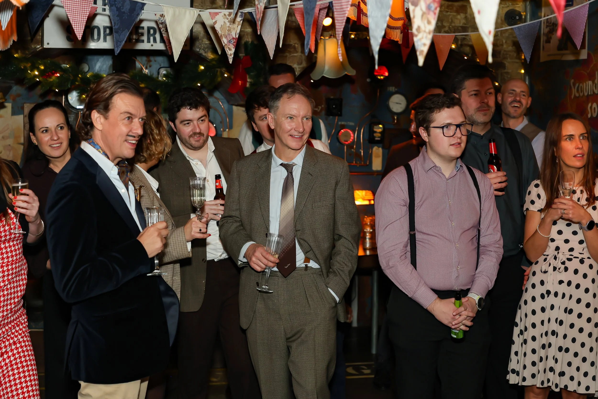 Interactive walk-around magic during corporate event reception.